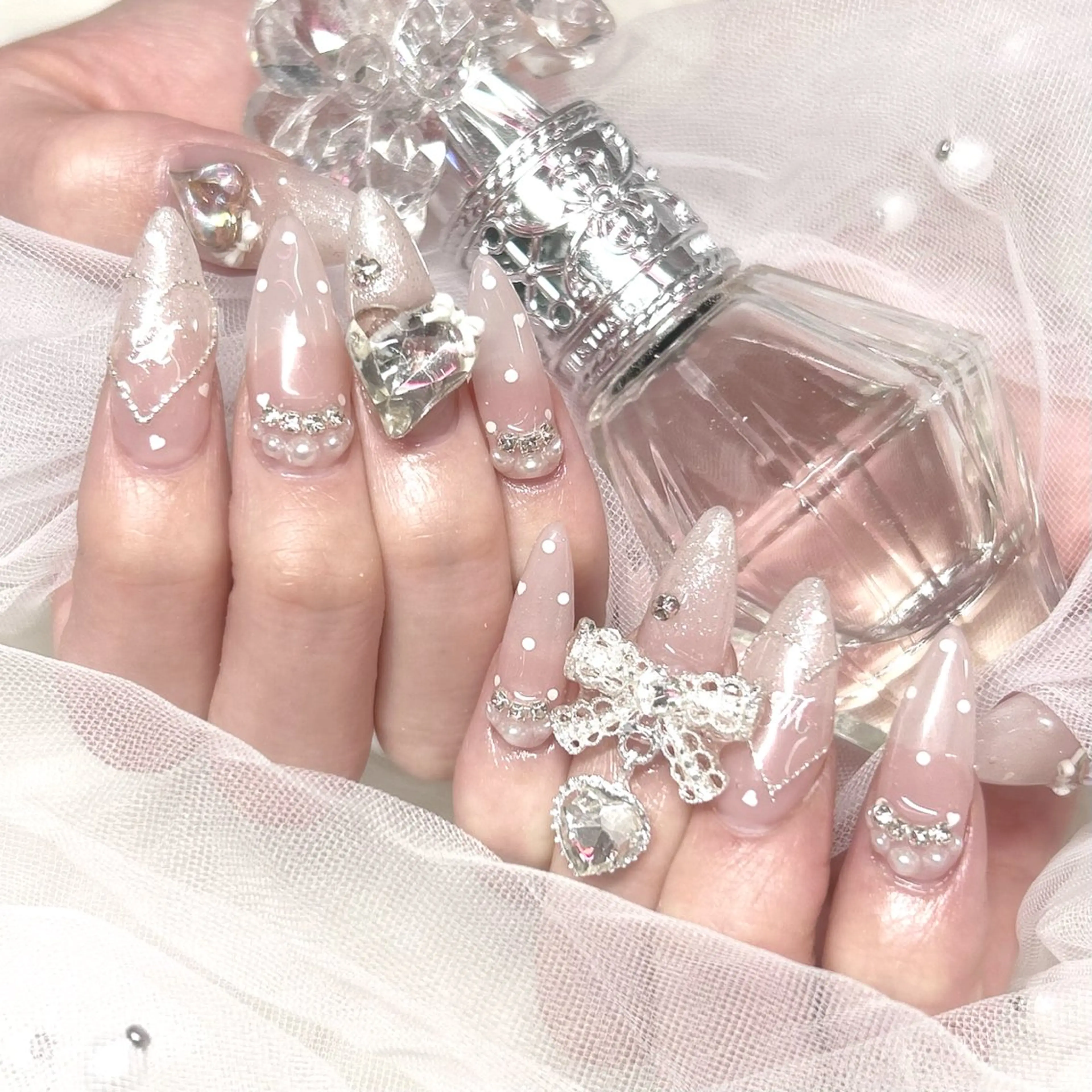 オフなし💟チップ長さだし➕120分10本やり放題💟韓国ネイル/ワンホンネイル/ガーリー/ゆめかわ/キラキラ/池袋の写真