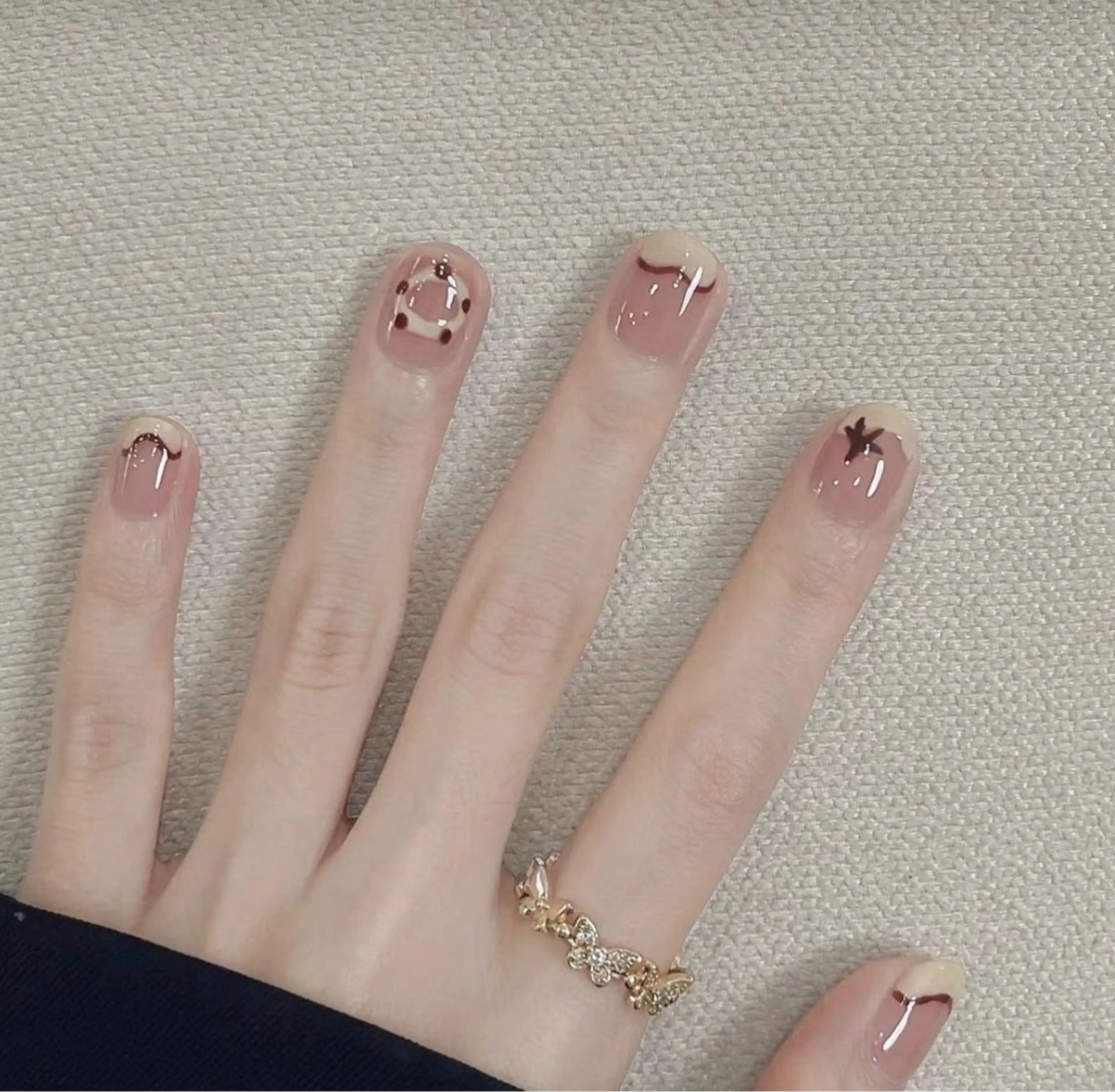 ネイル 韓国ネイル 持ち込み ニュアンスネイル ネイルチップ ハンドネイル TABI ANA.CHUOのネイルデザイン