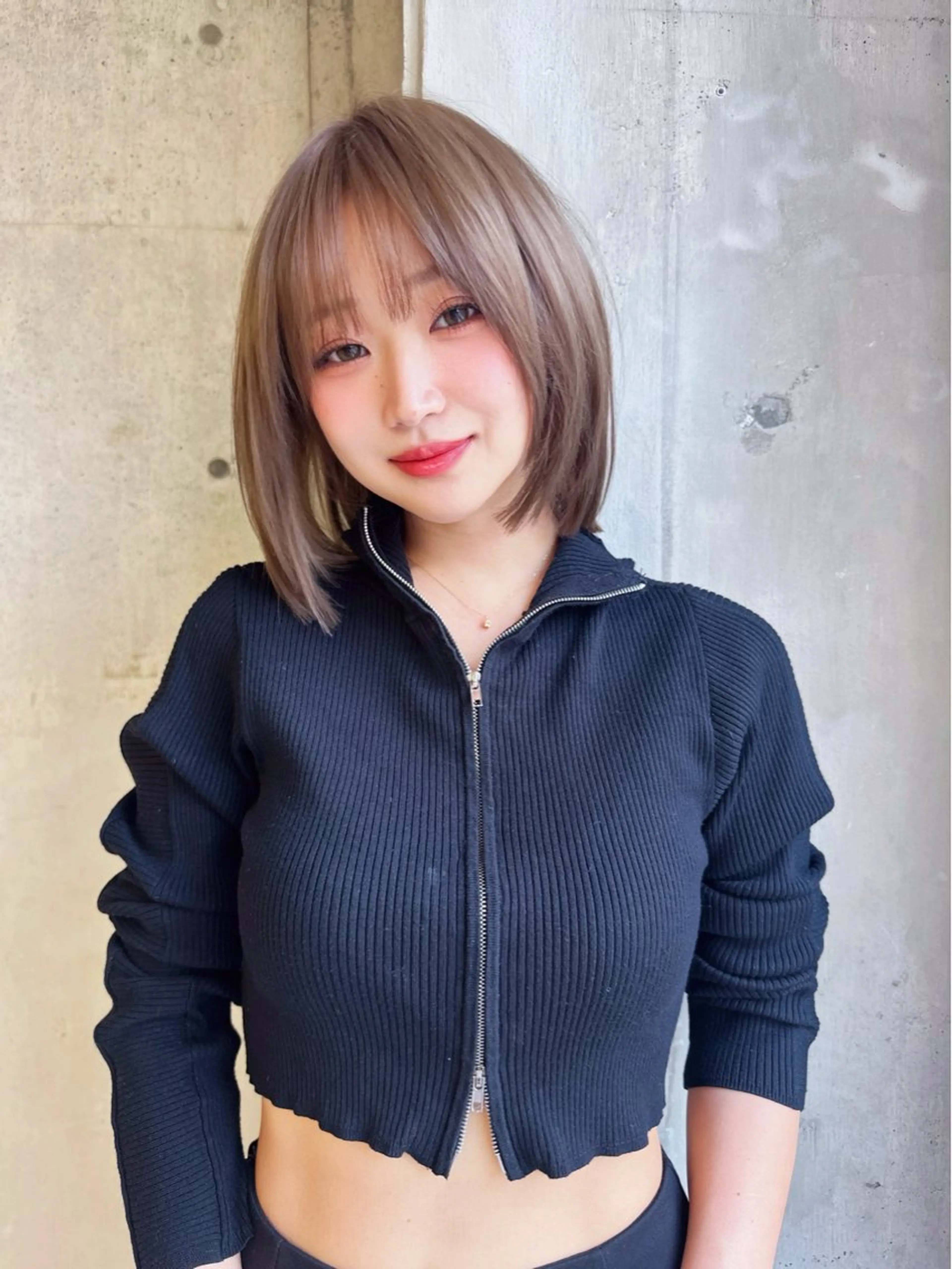 ミディアム カラー カット ヘアカラー トリートメント ブリーチなし 透明感カラー/艶髪のヘアスタイル
