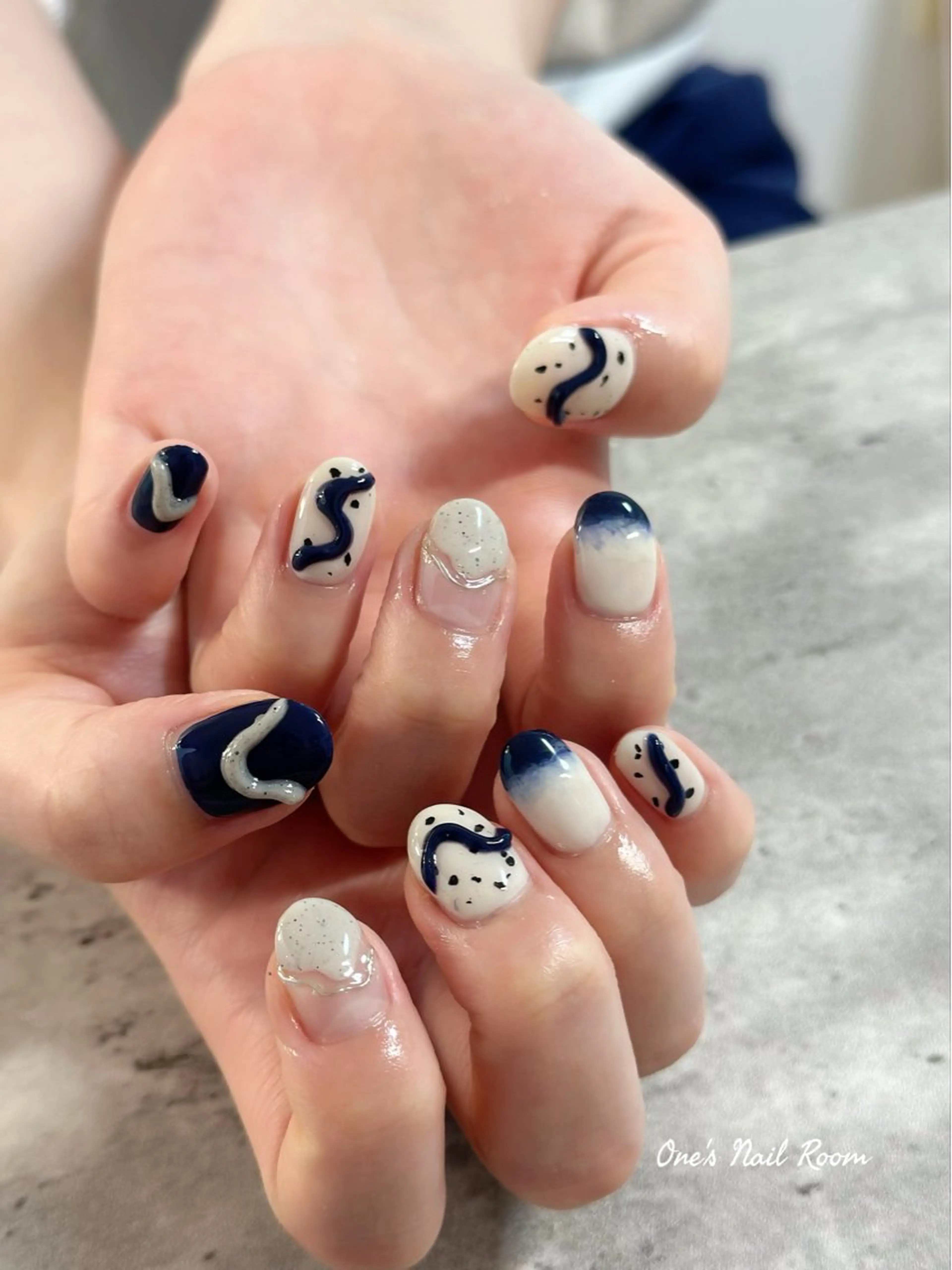 ネイル ハンドネイル One's Nail Roomのネイルデザイン
