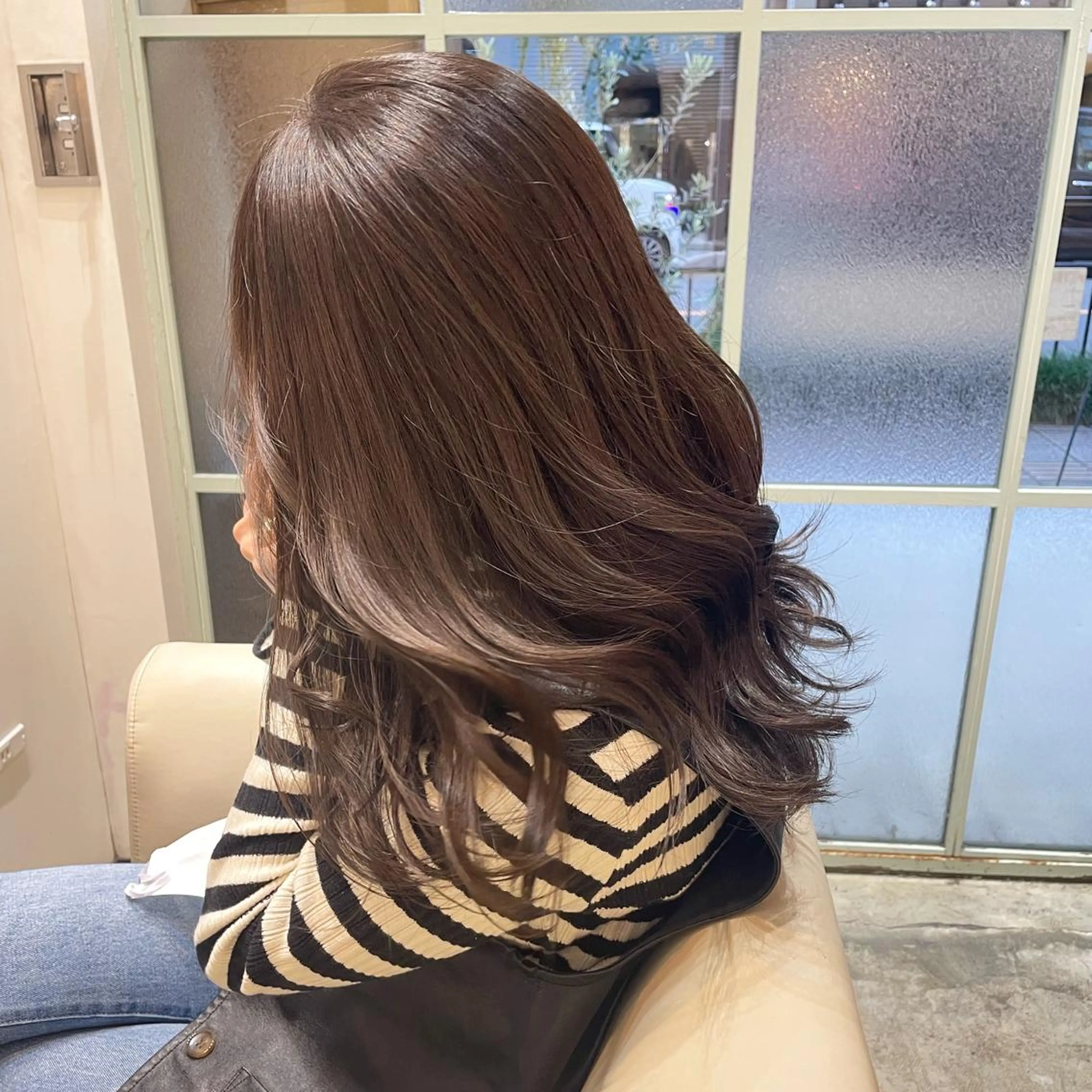 ロング カラー ヘアカラー トリートメント 【完全個室】髪質改善 暖色カラー/山崎唯奈のヘアスタイル