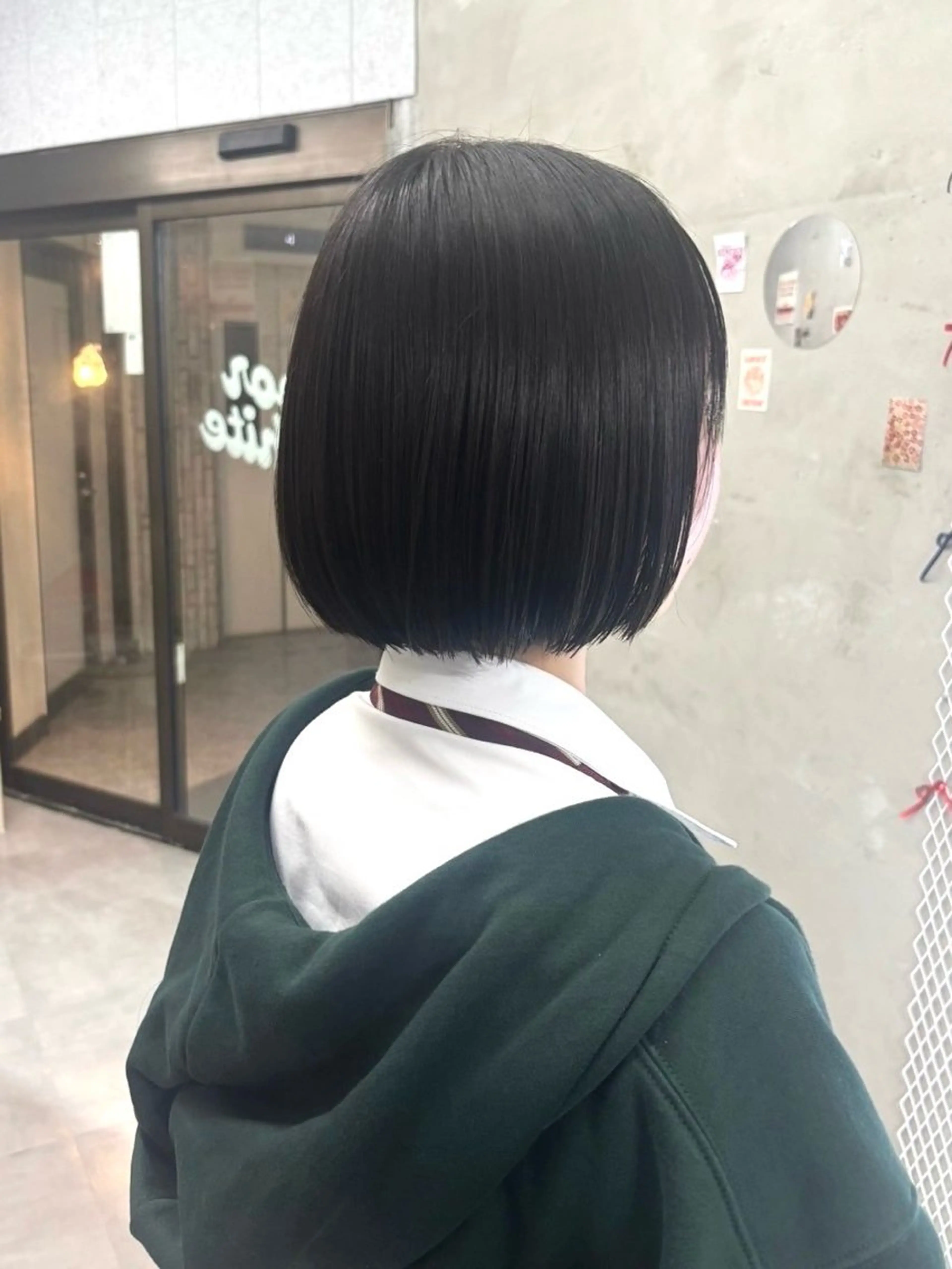 ショート カラー door white hideのヘアスタイル