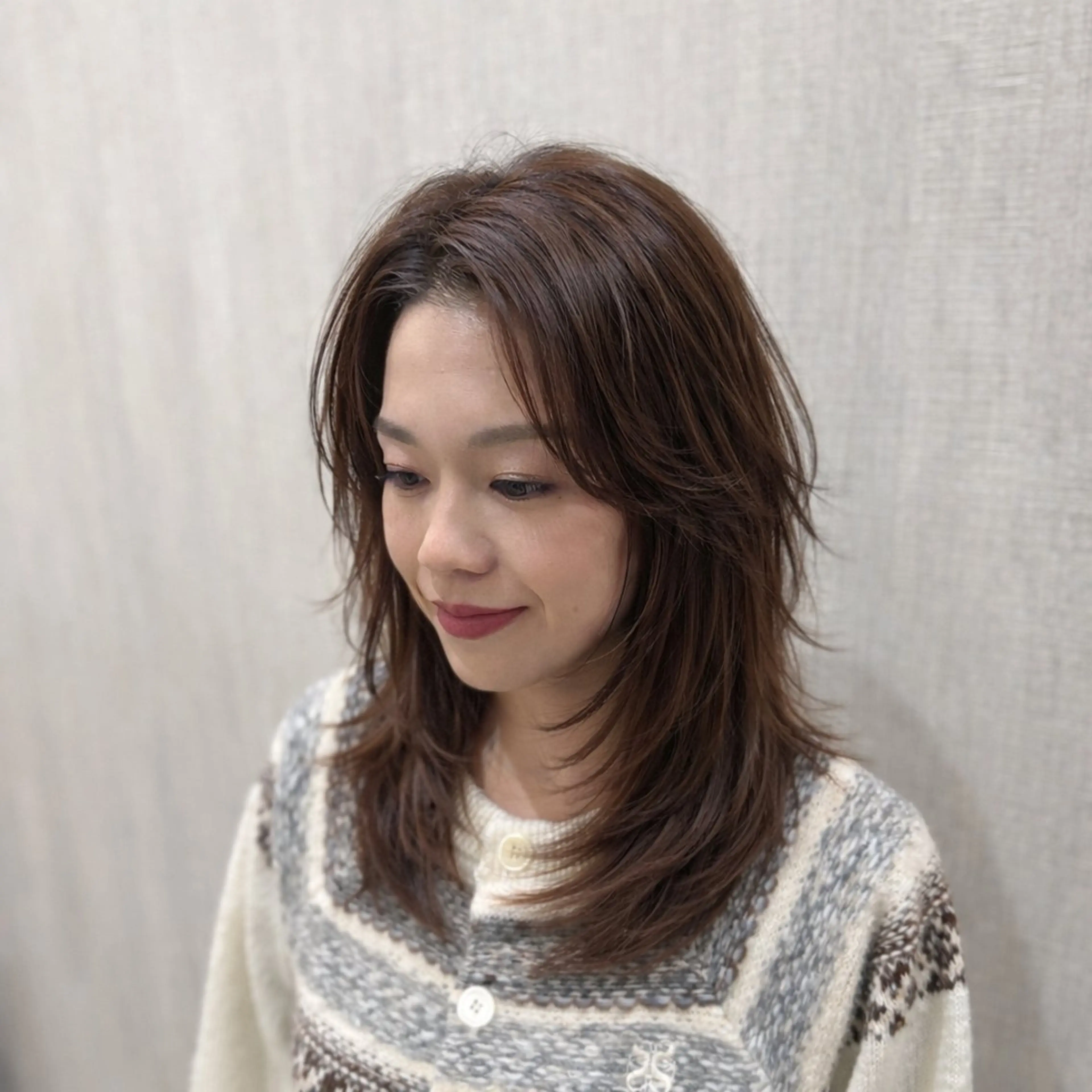 ミディアム 顔まわりレイヤー 顔周りカット レイヤーカット 似合わせカット 小顔カット カット ヘアカラー トリートメント 店長✨レイヤー✖️ 髪質改善✖️韓国ヘアのヘアスタイル