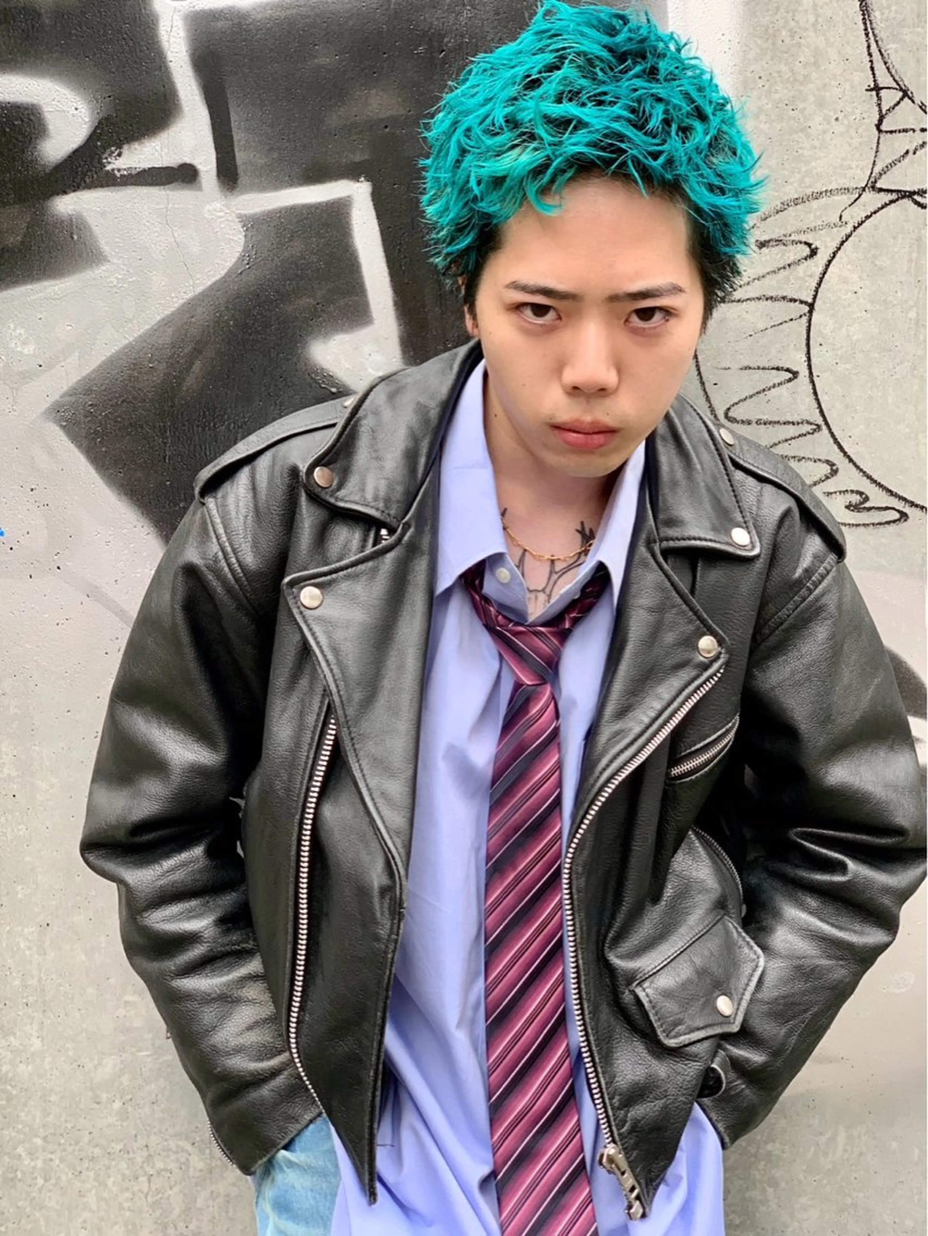 カット＋ブリーチ＋カラー＋トリートメントの写真