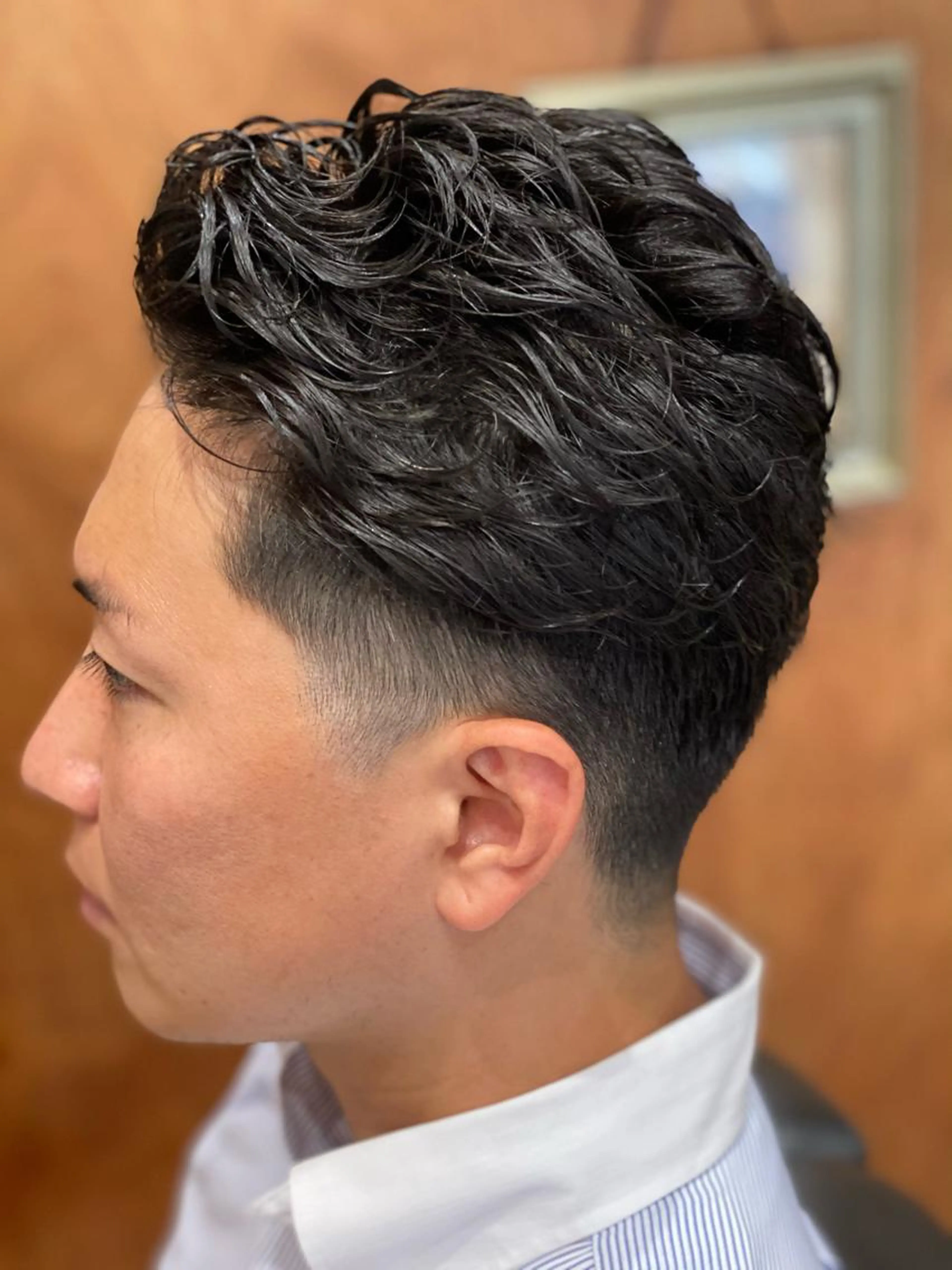 カットパーマ　Jr.スタイリストが担当　最後はトップスタイリストがチェック！の写真