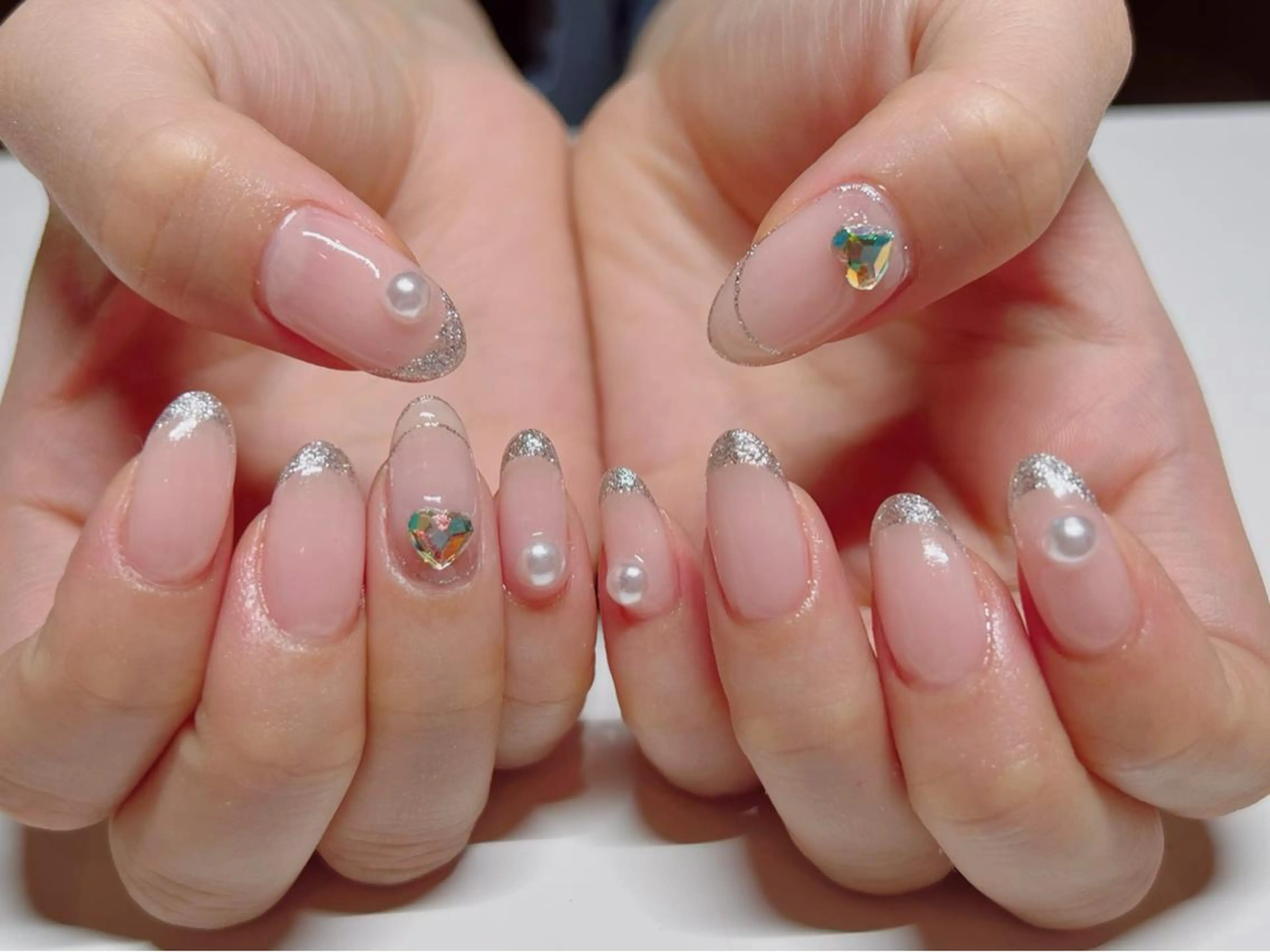 ネイル ハンドネイル IRAS..nail ＥＲＩＫＡのネイルデザイン