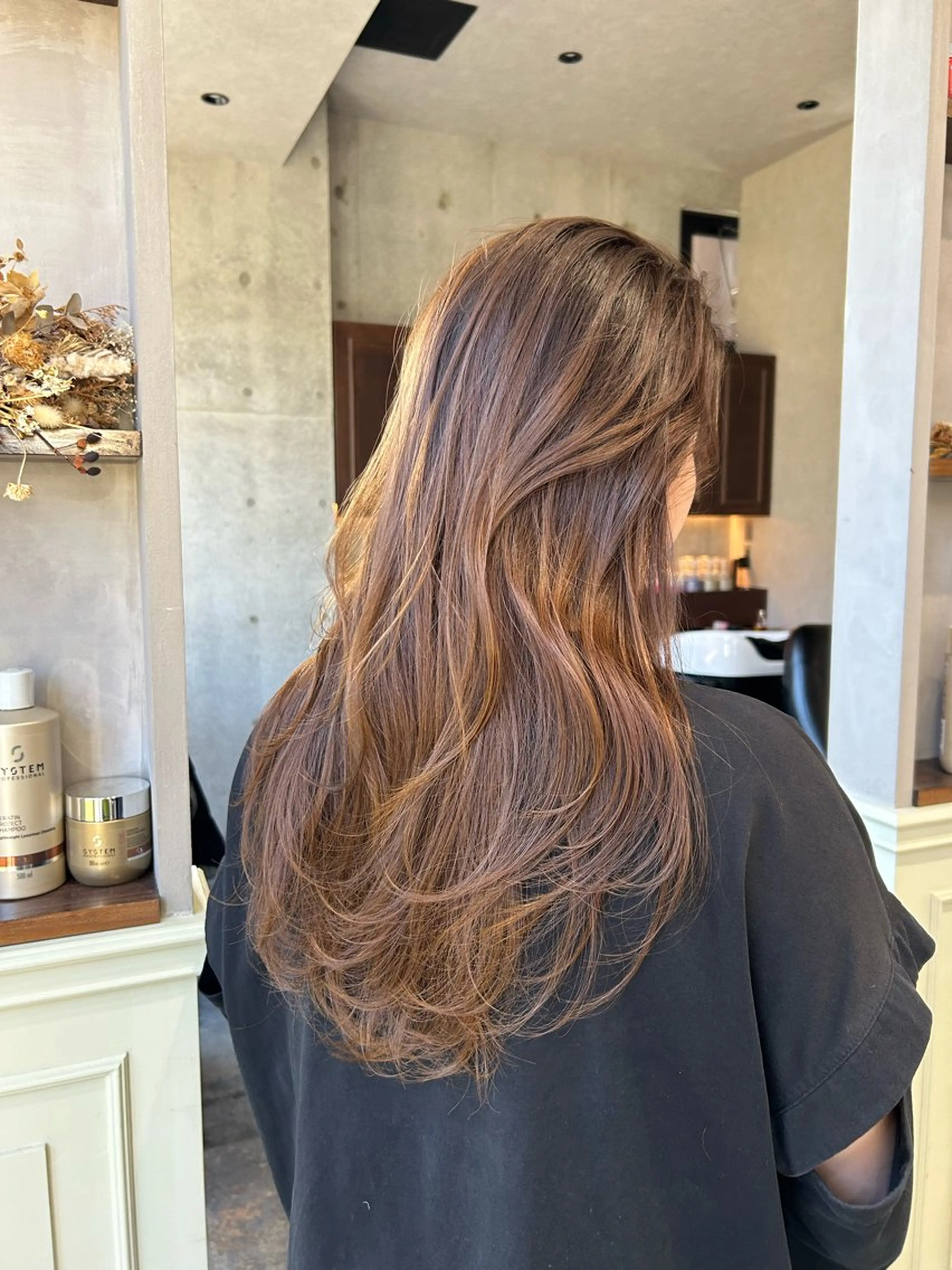 ロング 🕊️柳谷 壽里🕊️のヘアスタイル