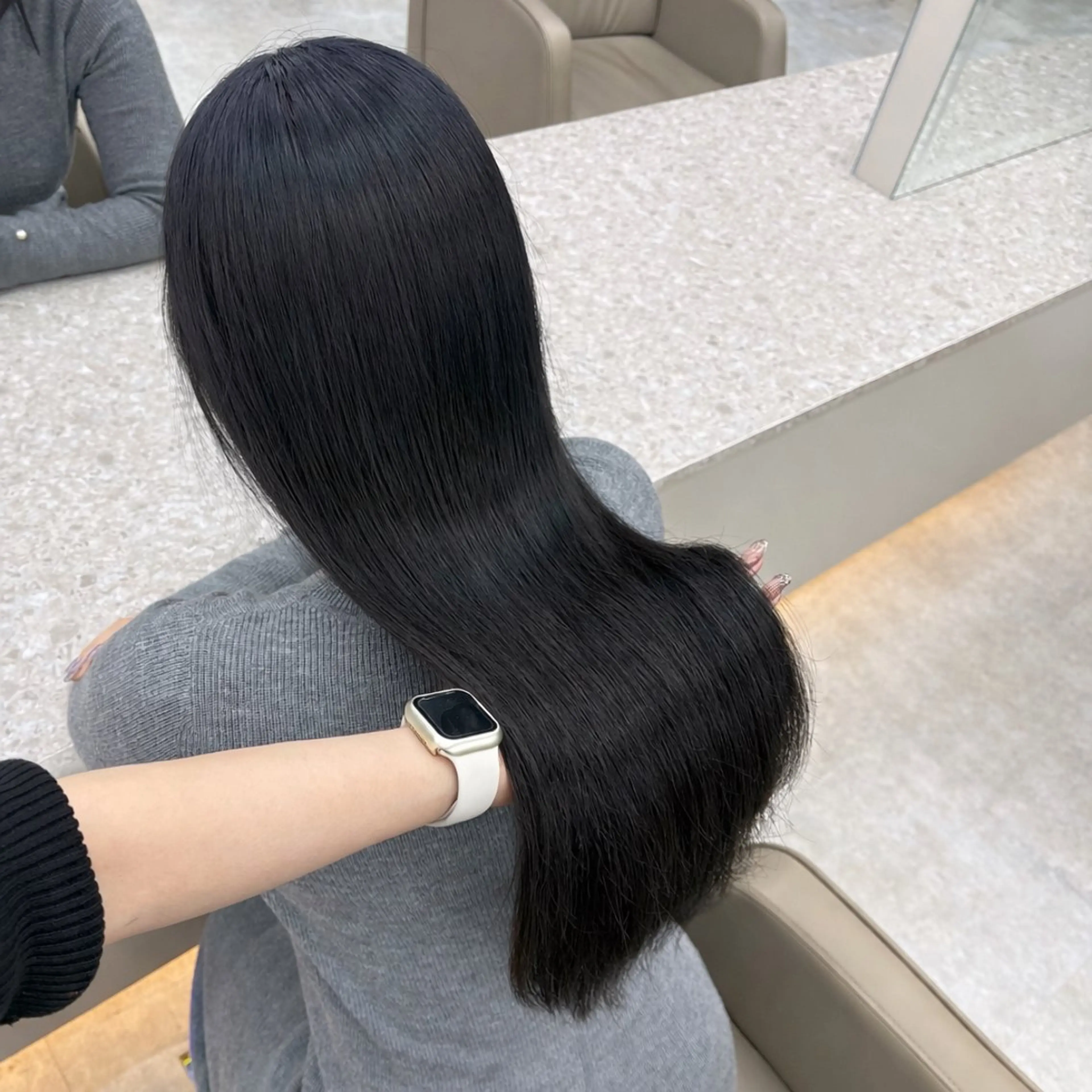 ロング カラー ヘアカラー トリートメント うる艶カラー/ハイト ーン🎀hina🎀のヘアスタイル