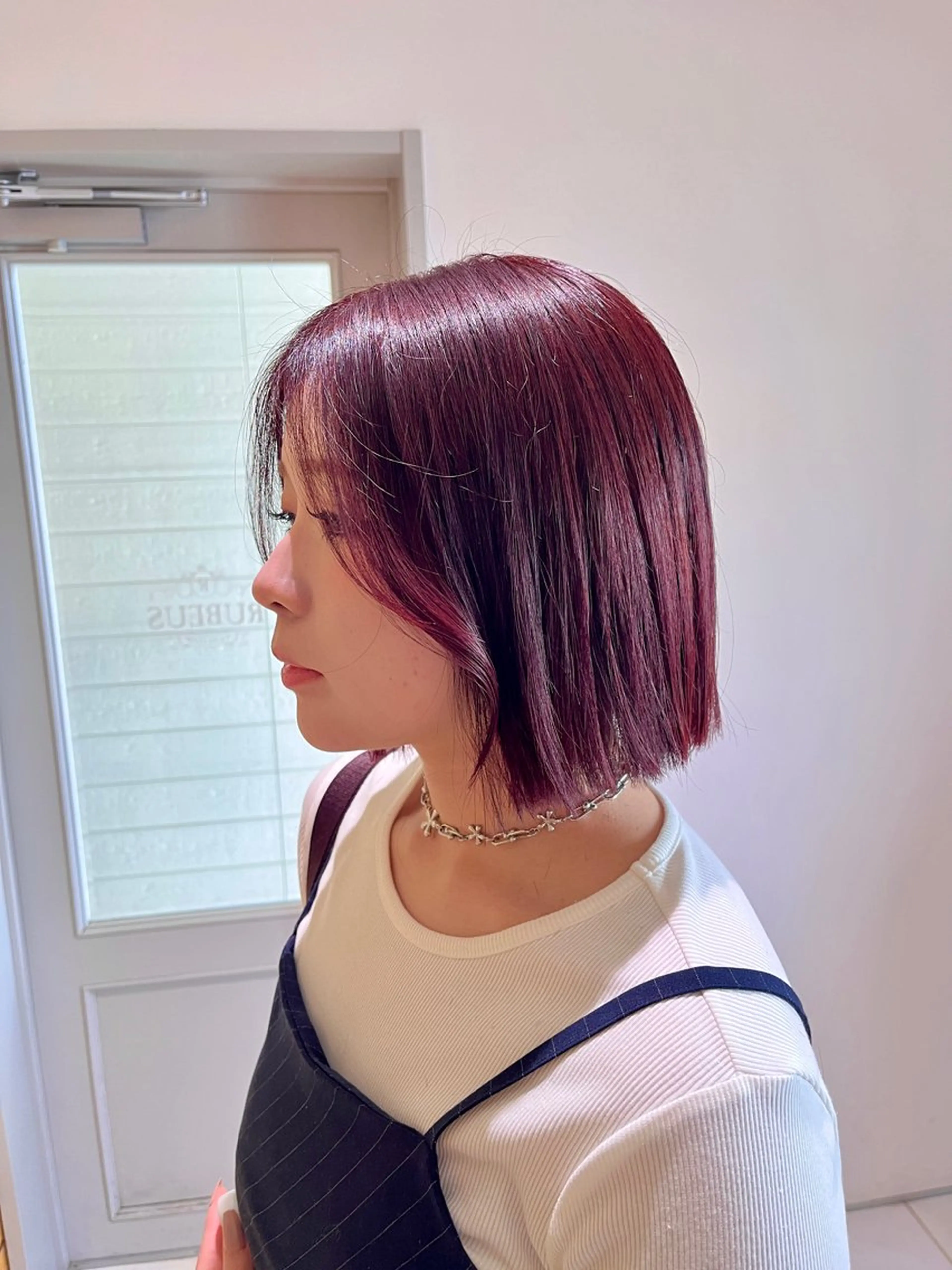 ショート カラー ブリーチ ブリーチなしカラー カット ヘアカラー トリートメント ✨髪質改善🎨 杉本賢人のヘアスタイル