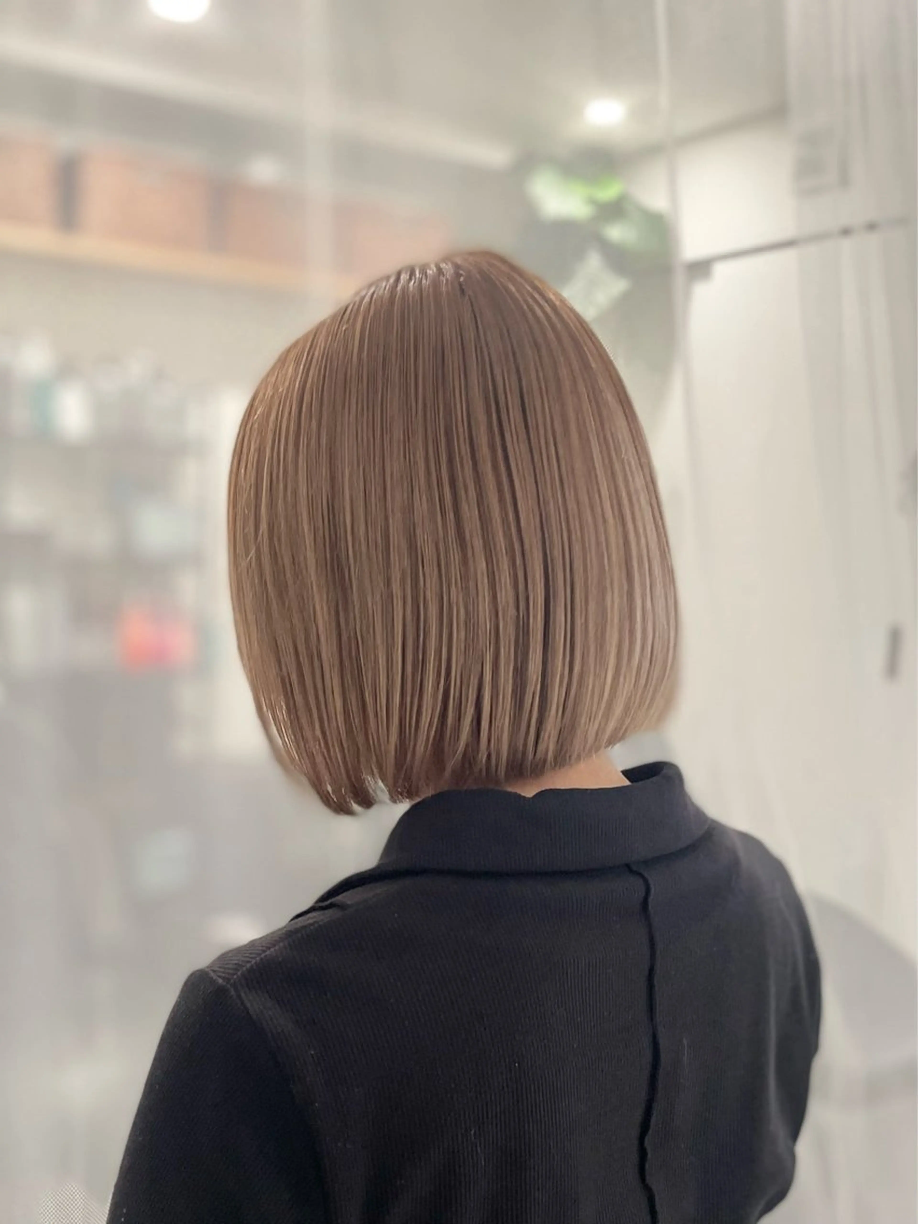 ショート カラー ヘアカラー トリートメント GaKu/ハイトーン /ブリーチ/レイヤーのヘアスタイル