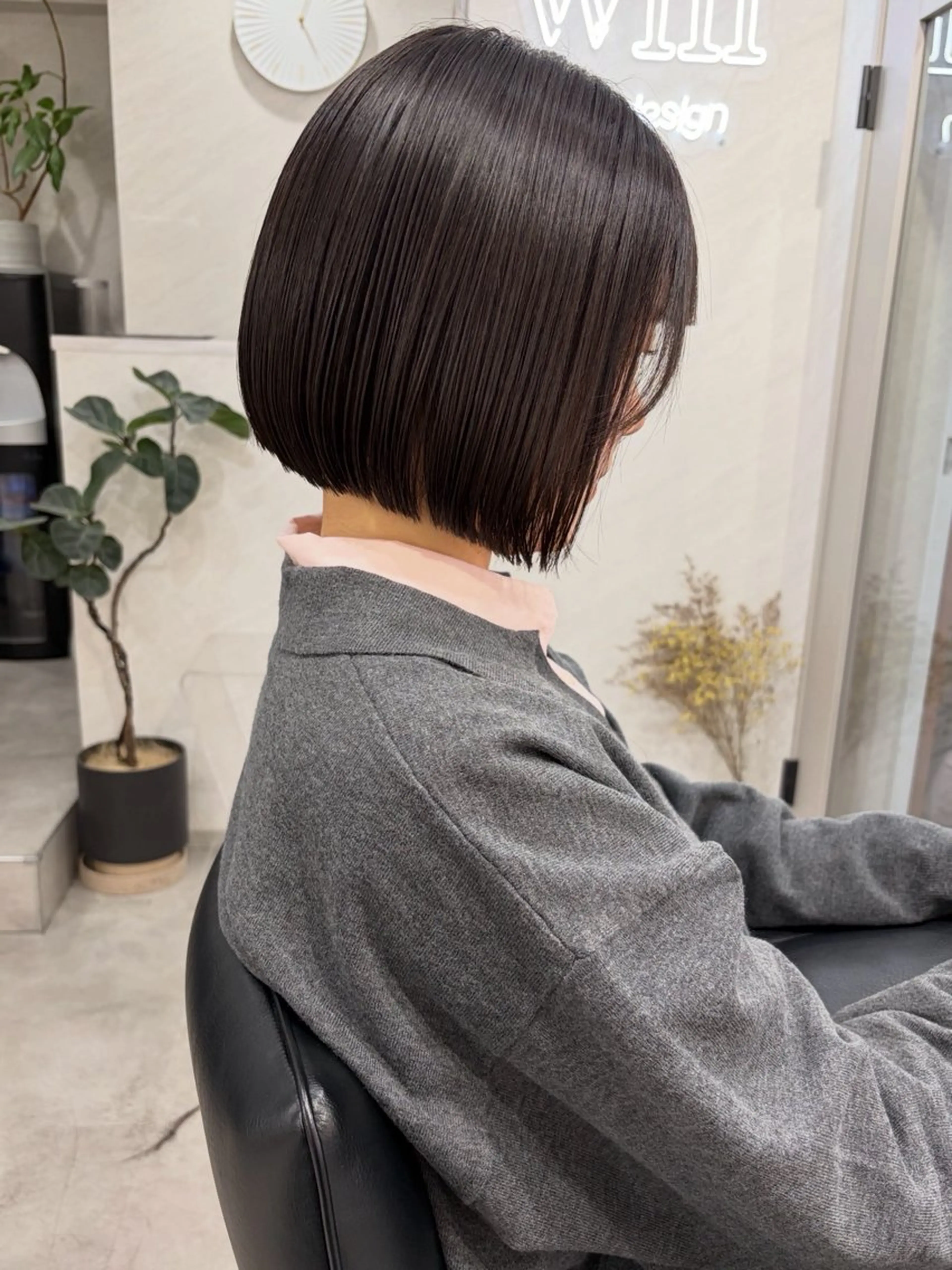 ショート カット 🌸インナーカラー 🌸藤井春華のヘアスタイル