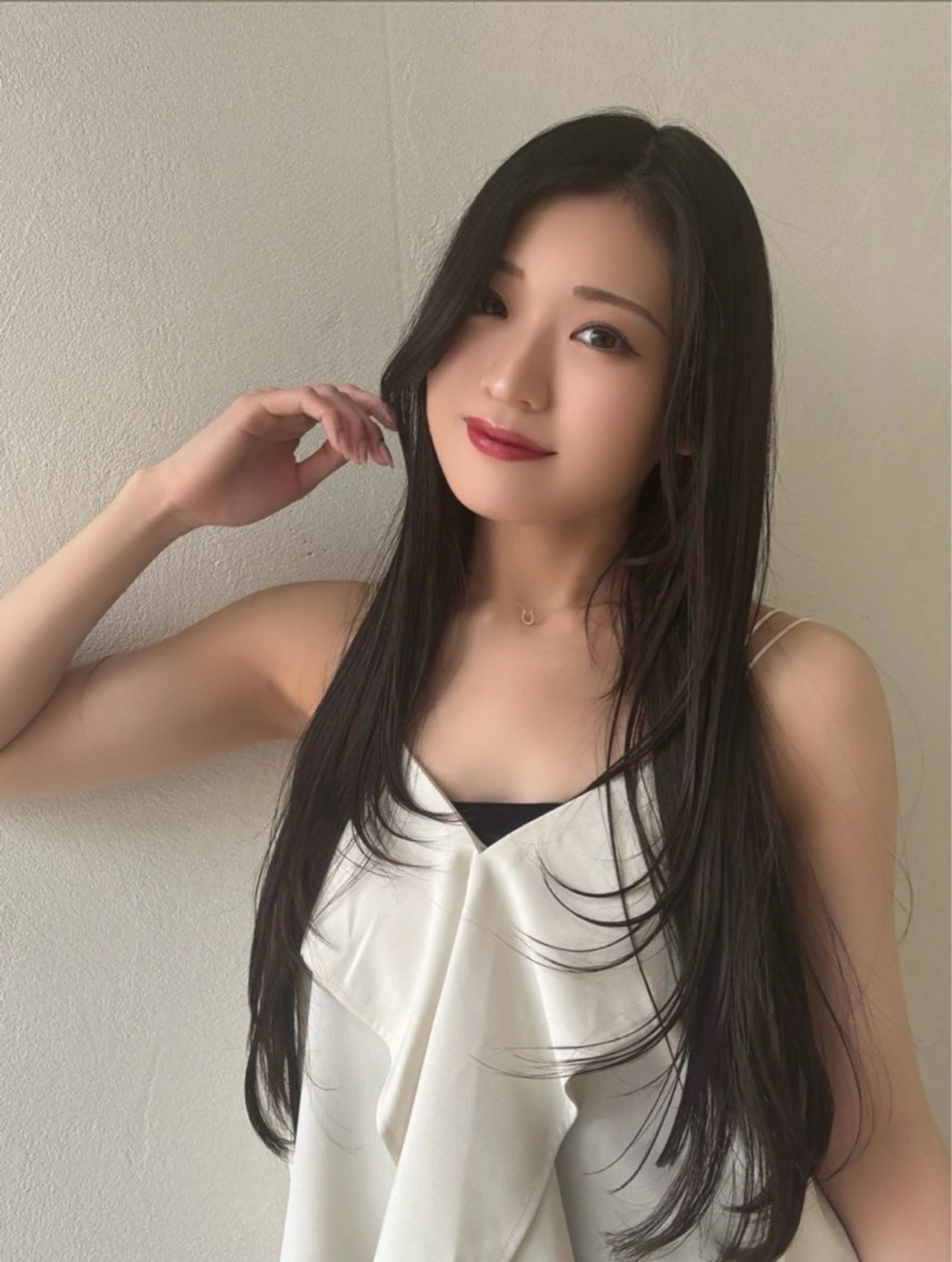 ロング カット 曲がるストレート/ レイヤー/大野真央のヘアスタイル