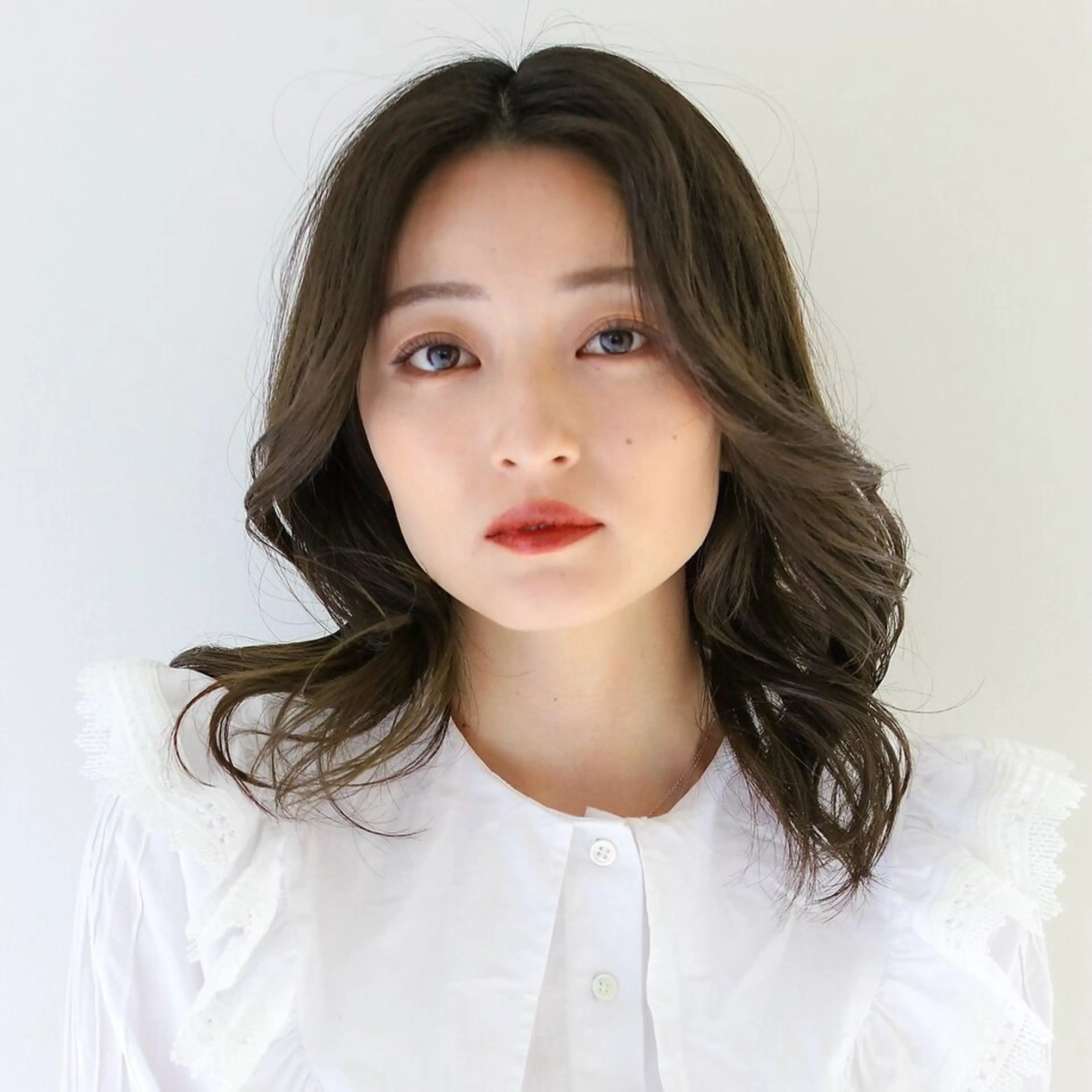 セミロング カット ヘアカラー トリートメント ヘッドスパ ヘアセット 短めショートカット カットモデルのヘアスタイル