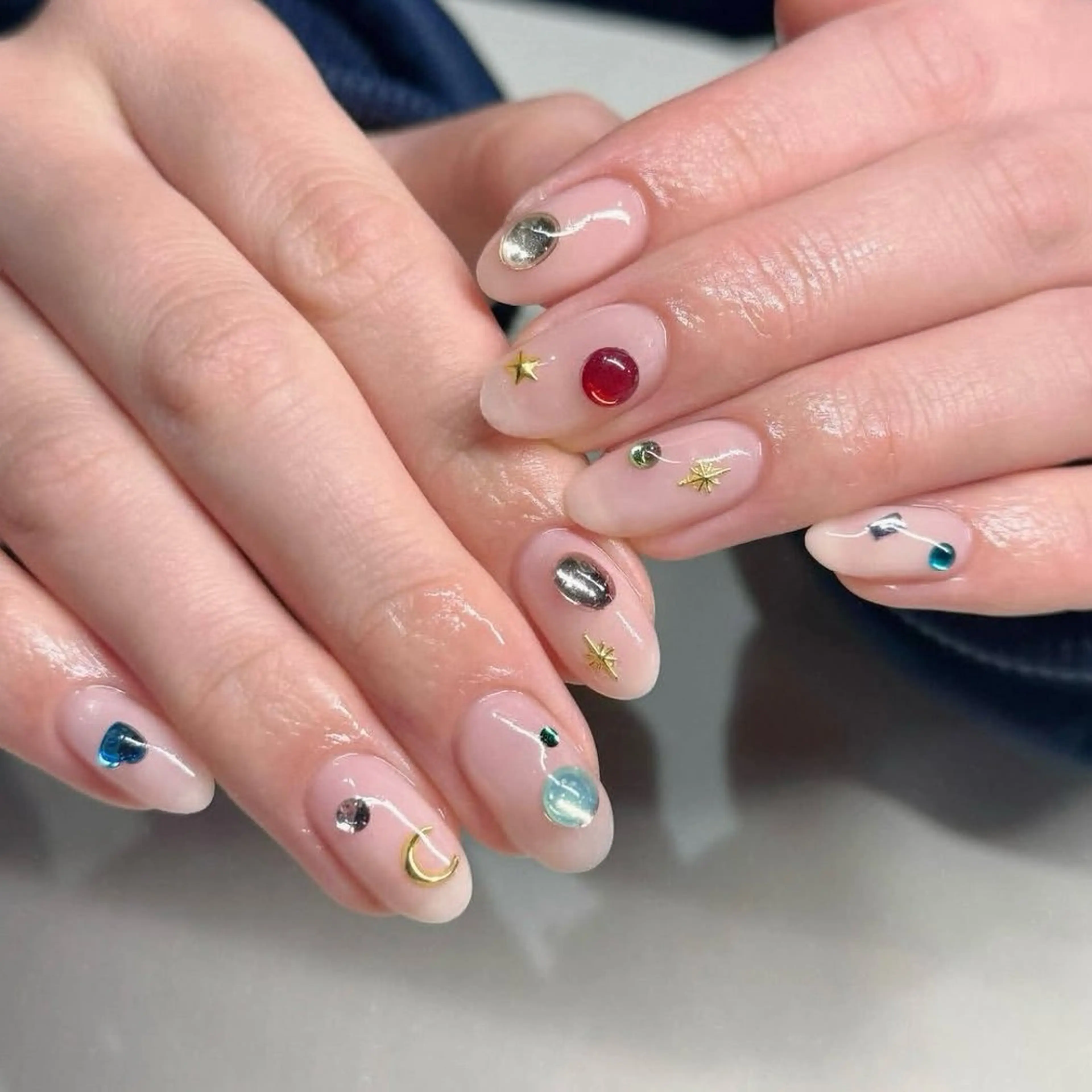 ネイル Lovl Akariのネイルデザイン