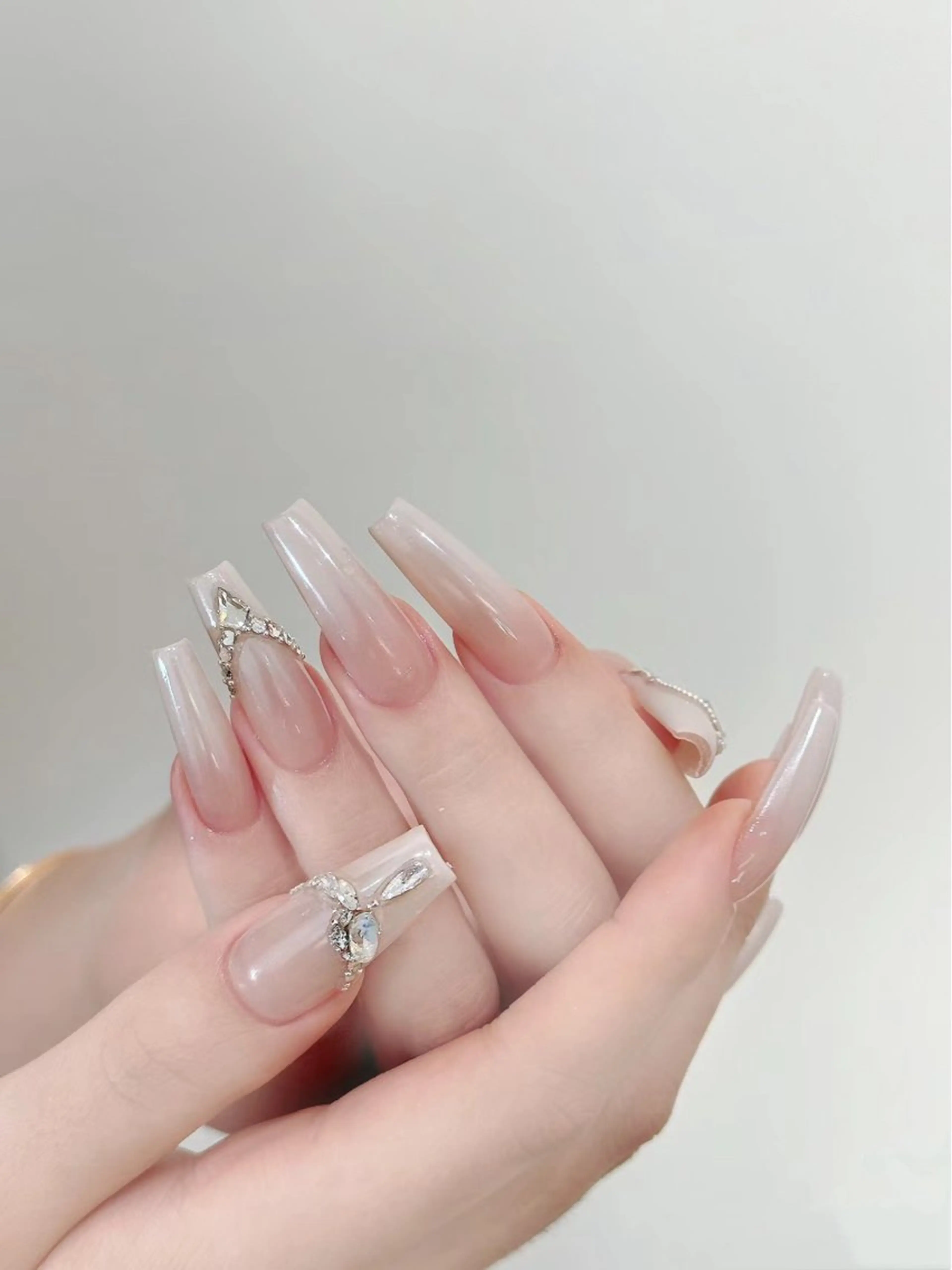 ネイル オーロラネイル グラデーション 持ち込み BabyYouMi nailのネイルデザイン