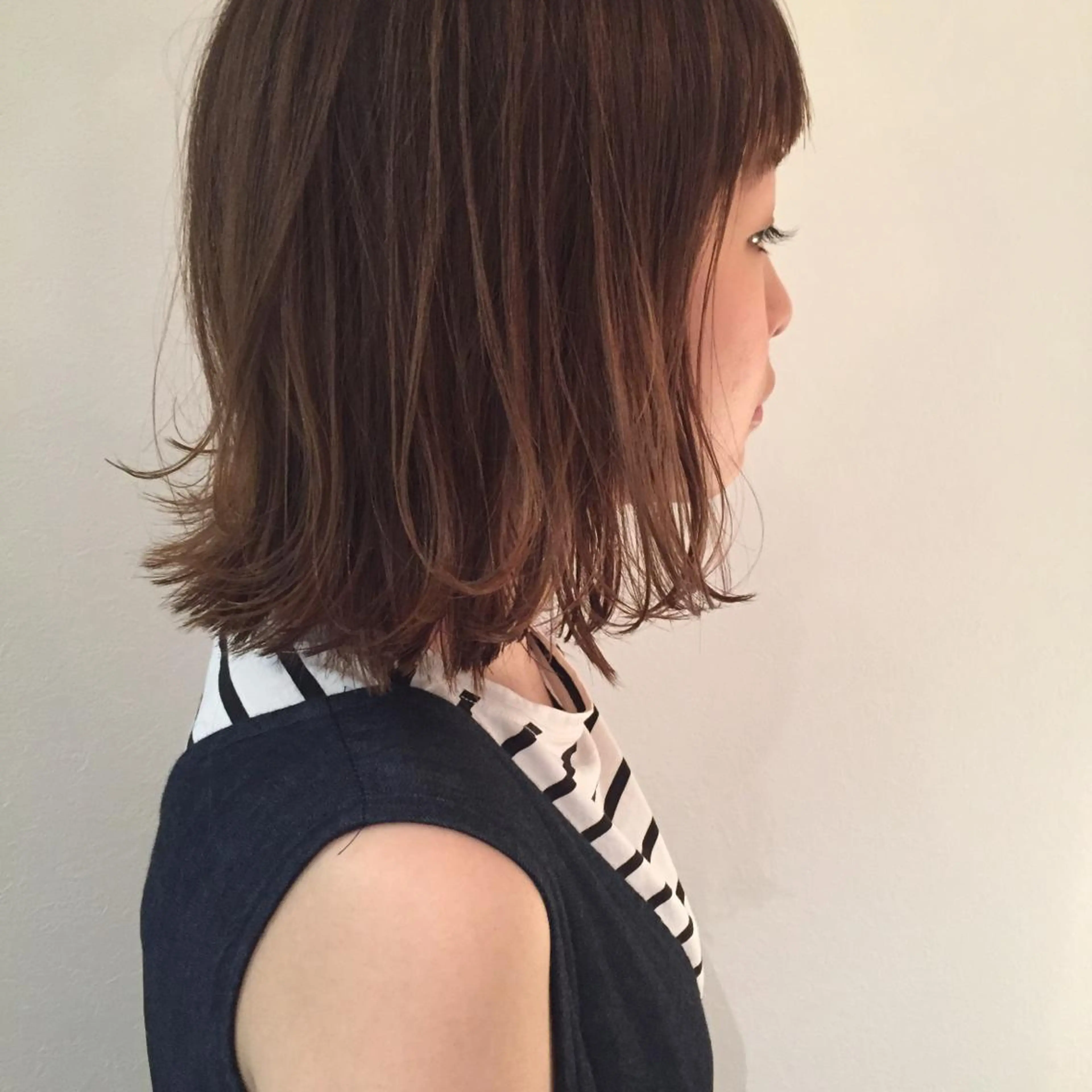 ショート オン眉 市川 千夏のヘアスタイル