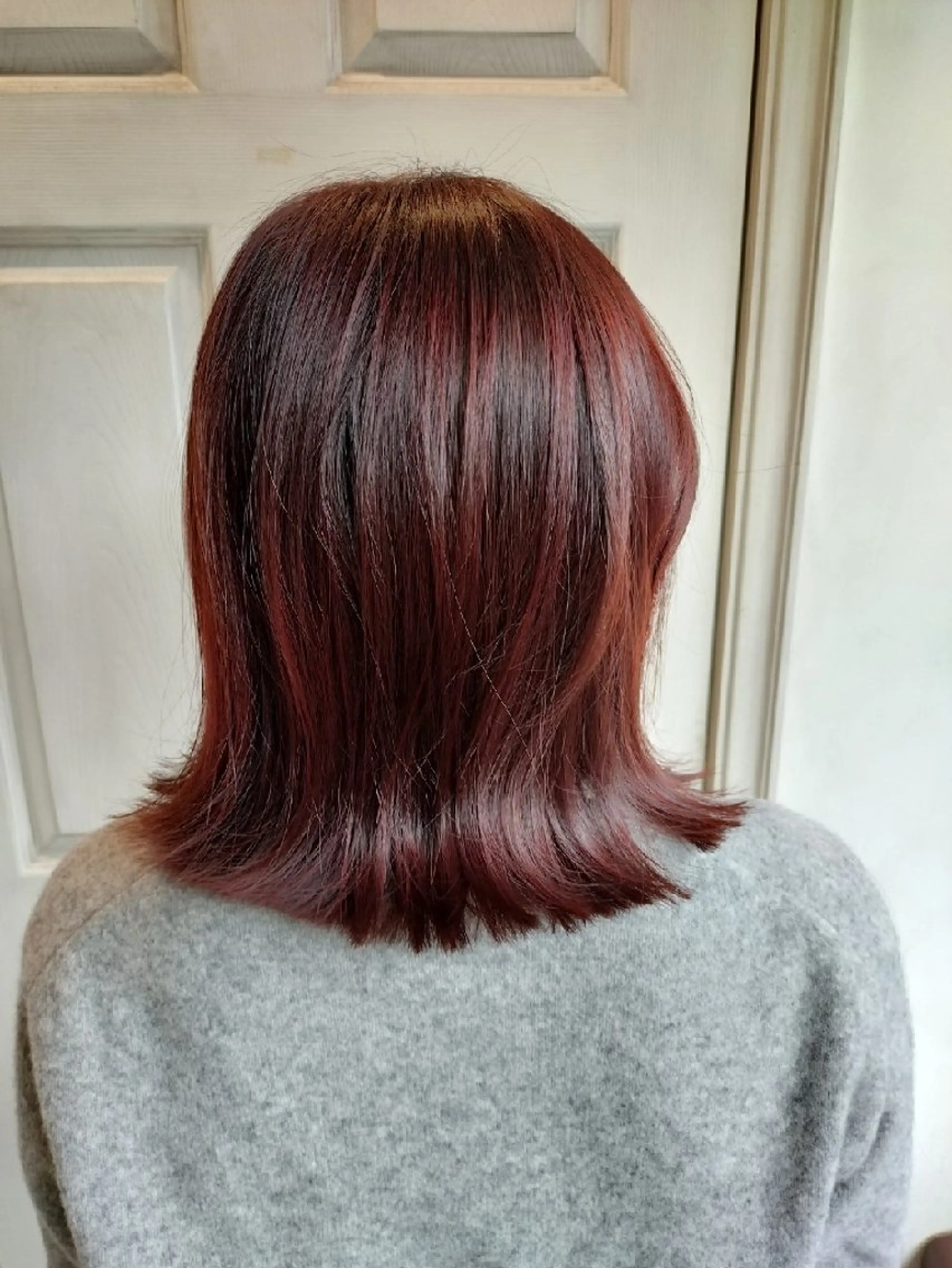 ミディアム カラー Watanabe. cのヘアスタイル