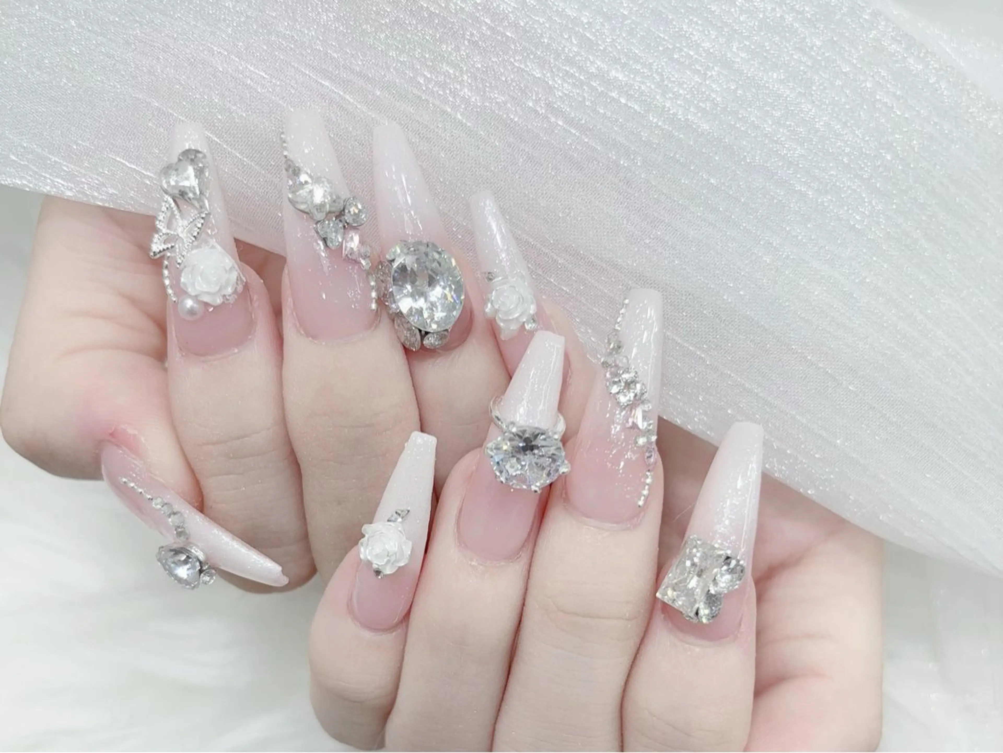 ネイル 成人式 マグネットネイル 大理石ネイル(マーブル) リボン 夏ネイル ハンドネイル MoMoA Nail ネイル長さ出し専門店のネイルデザイン