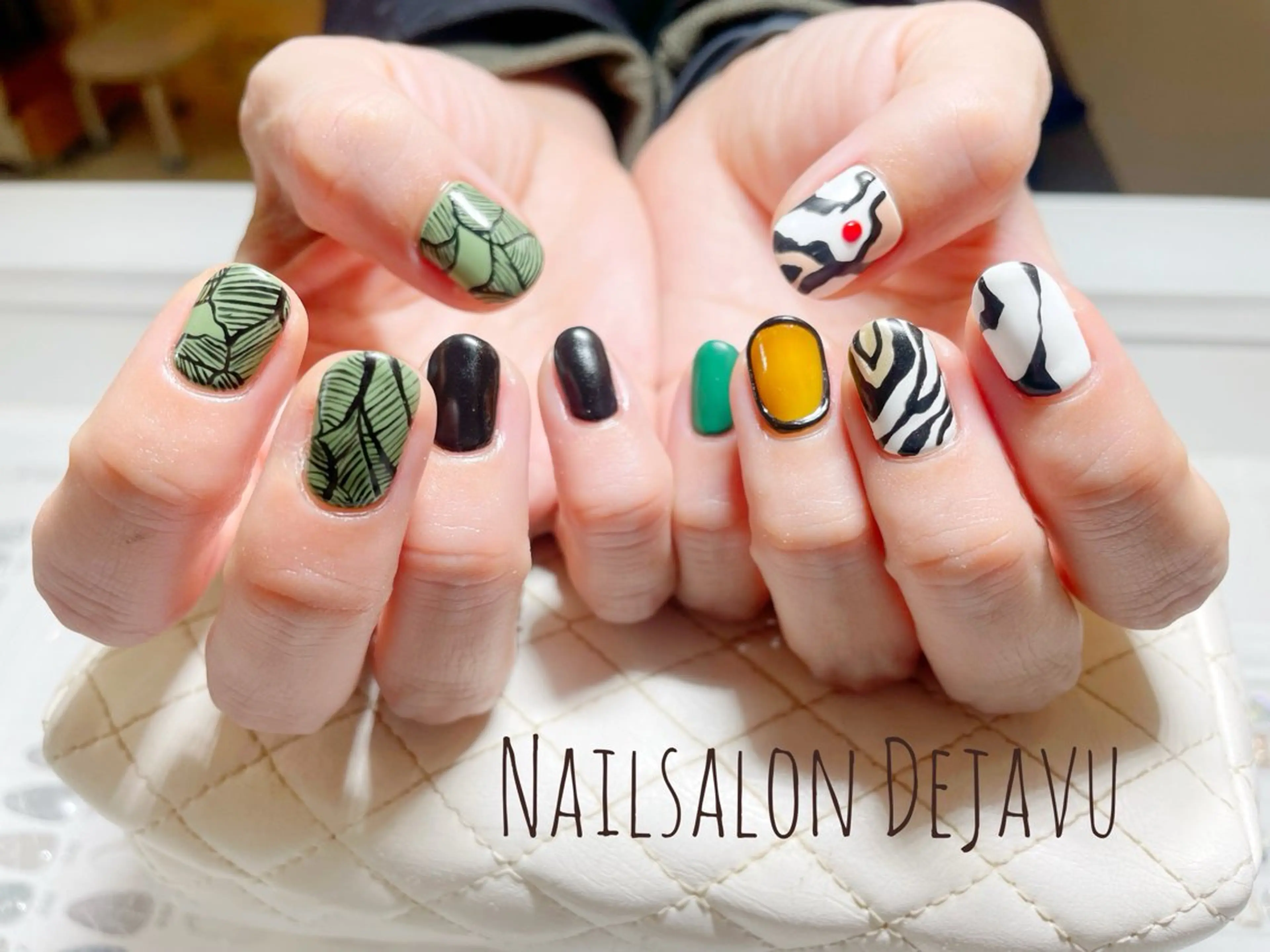 ネイル ハンドネイル Nailsalon Dejavuのネイルデザイン