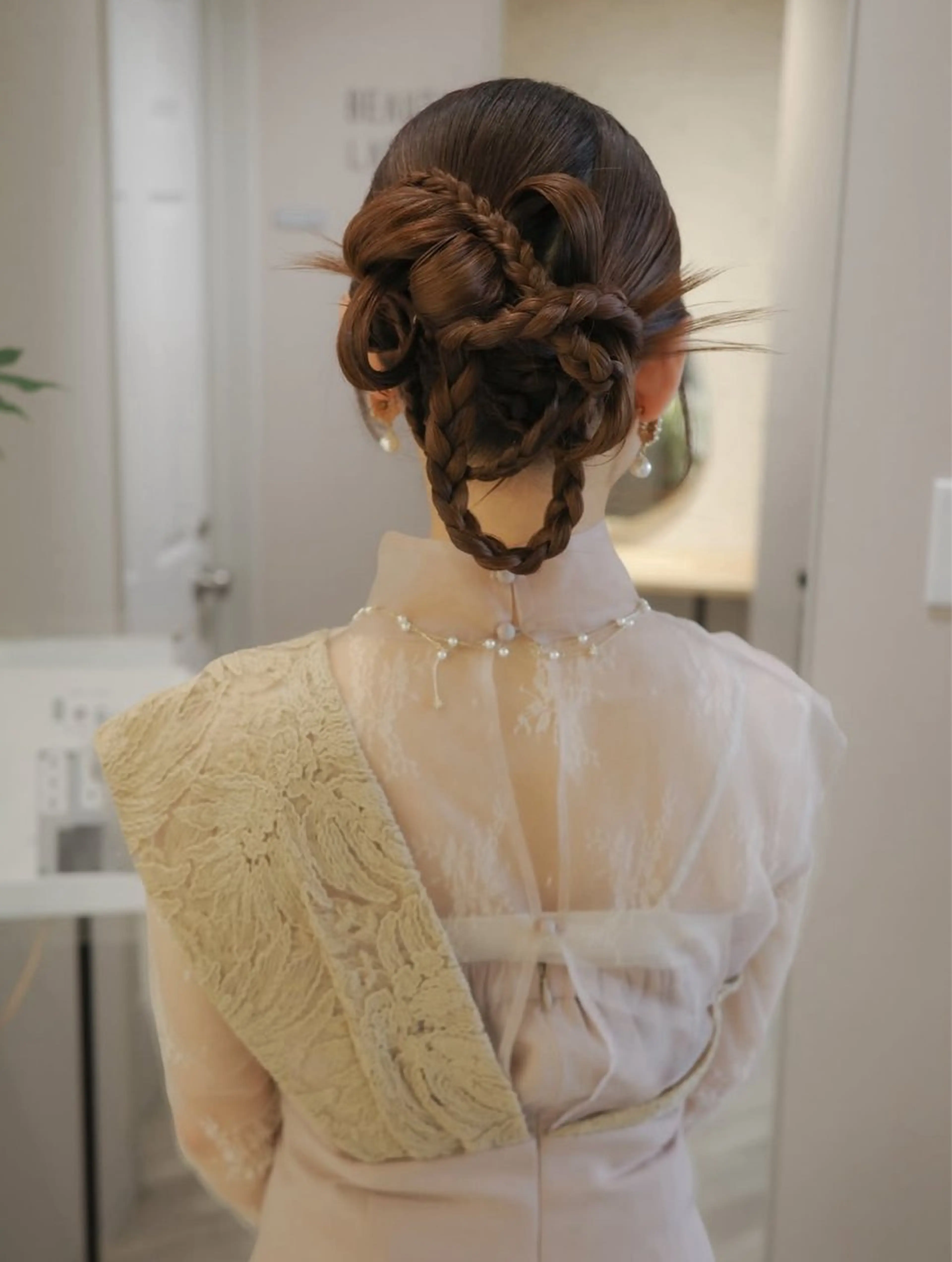 ロング カラー ヘアアレンジ hiide sisiのヘアスタイル