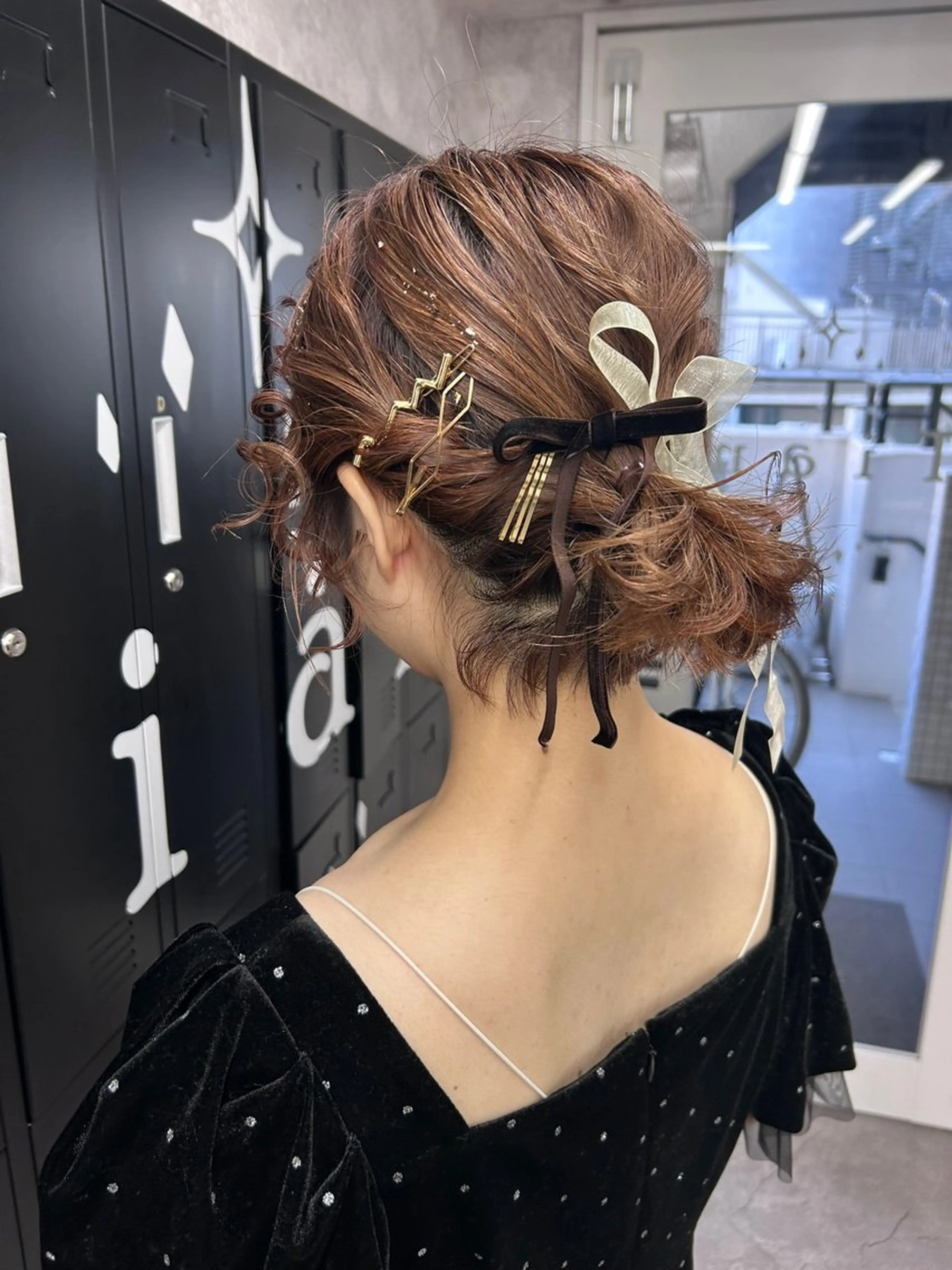 ミディアム カラー ヘアアレンジ ヘアセット 💕ブリーチ/ヘアメ 🎀YUUKAのヘアスタイル