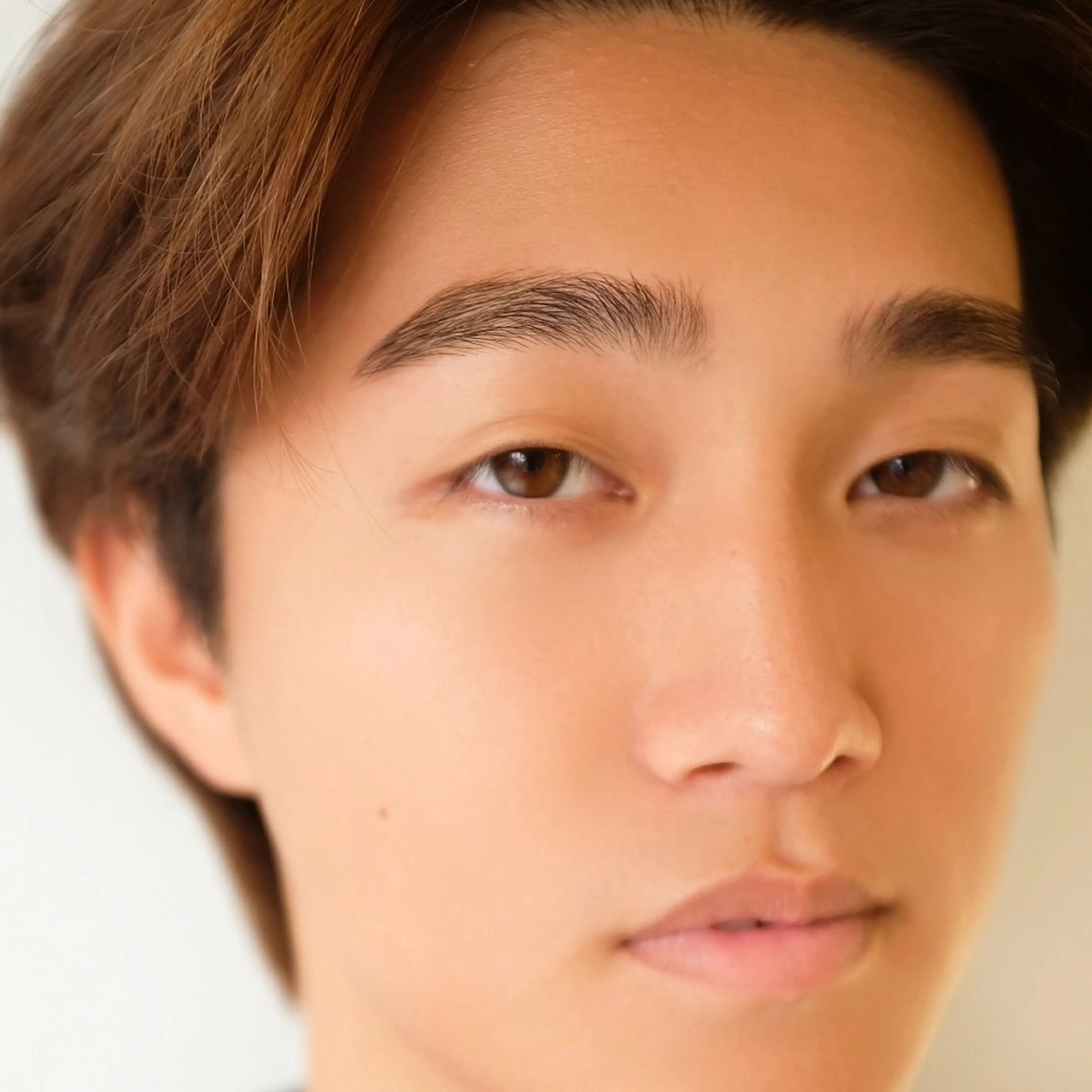 再来メニュー⭐️メンズ美眉WAX⭐️【眉周りWAX✖️間引き・カット✖️】の写真