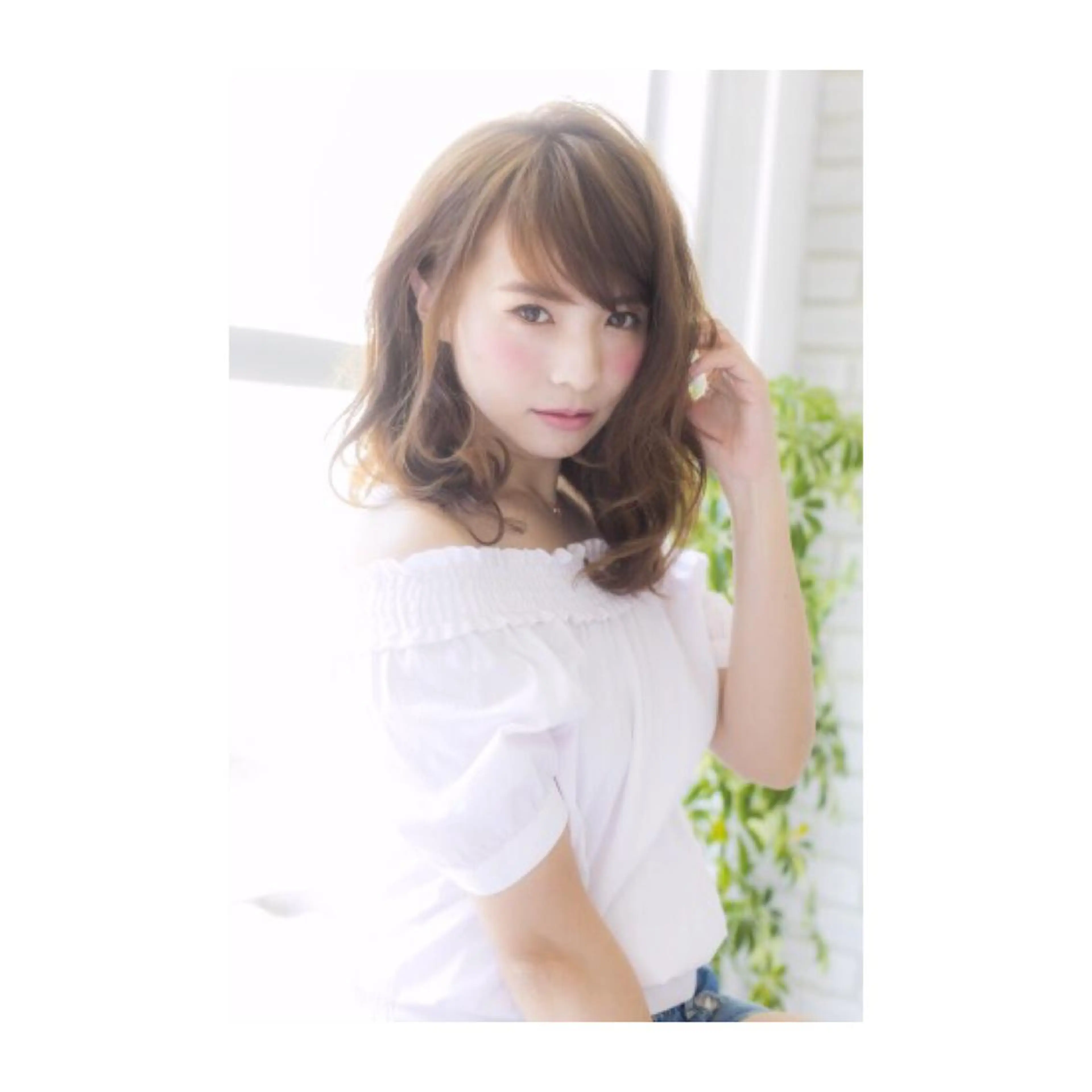 ミディアム セミロング カラー 韓国ヘア✨グレージュ カラーasamiのヘアスタイル