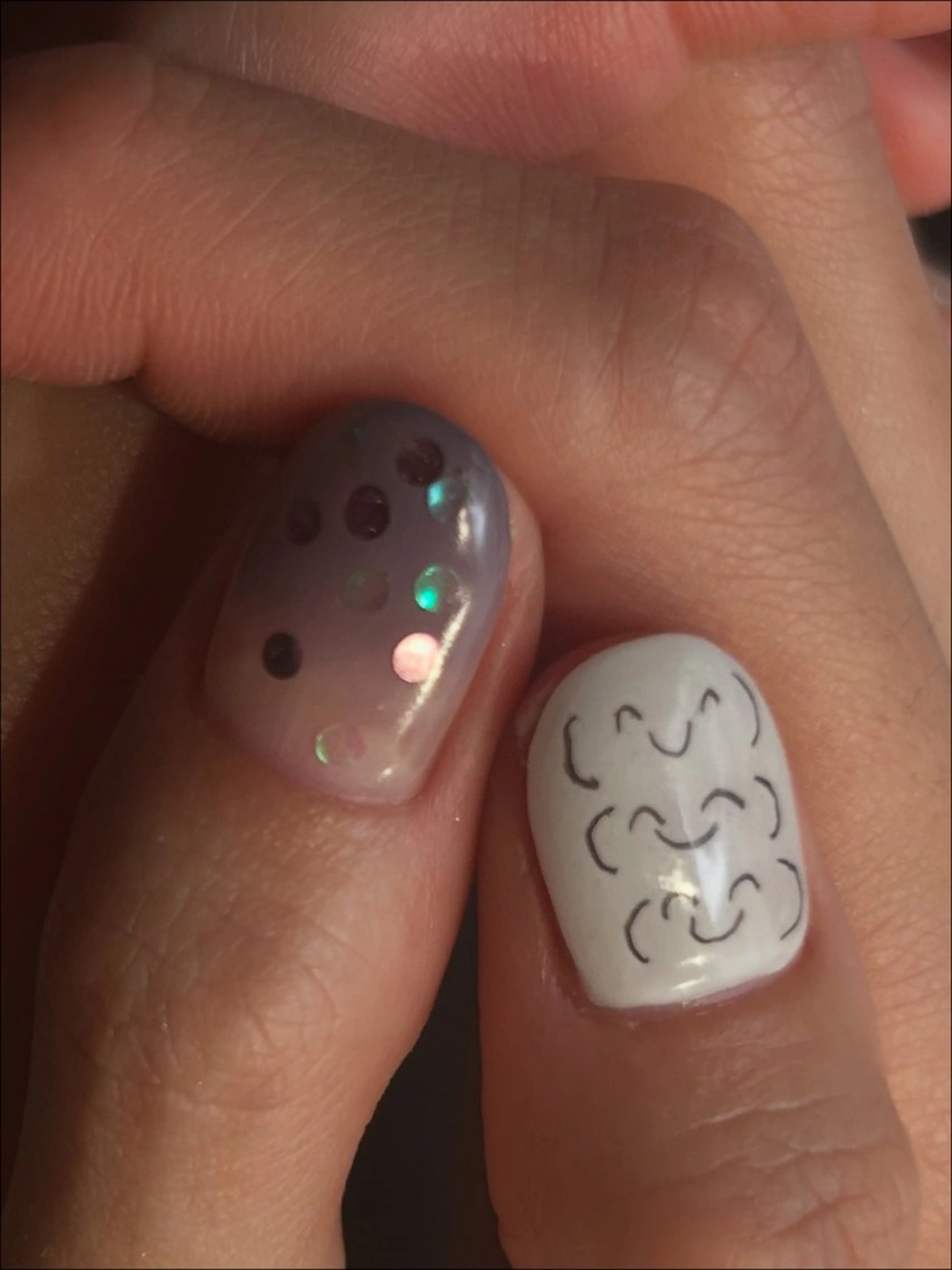 ネイル 韓国ネイル ニュアンスネイル Yuni.所属・sakae yurinaのネイルデザイン