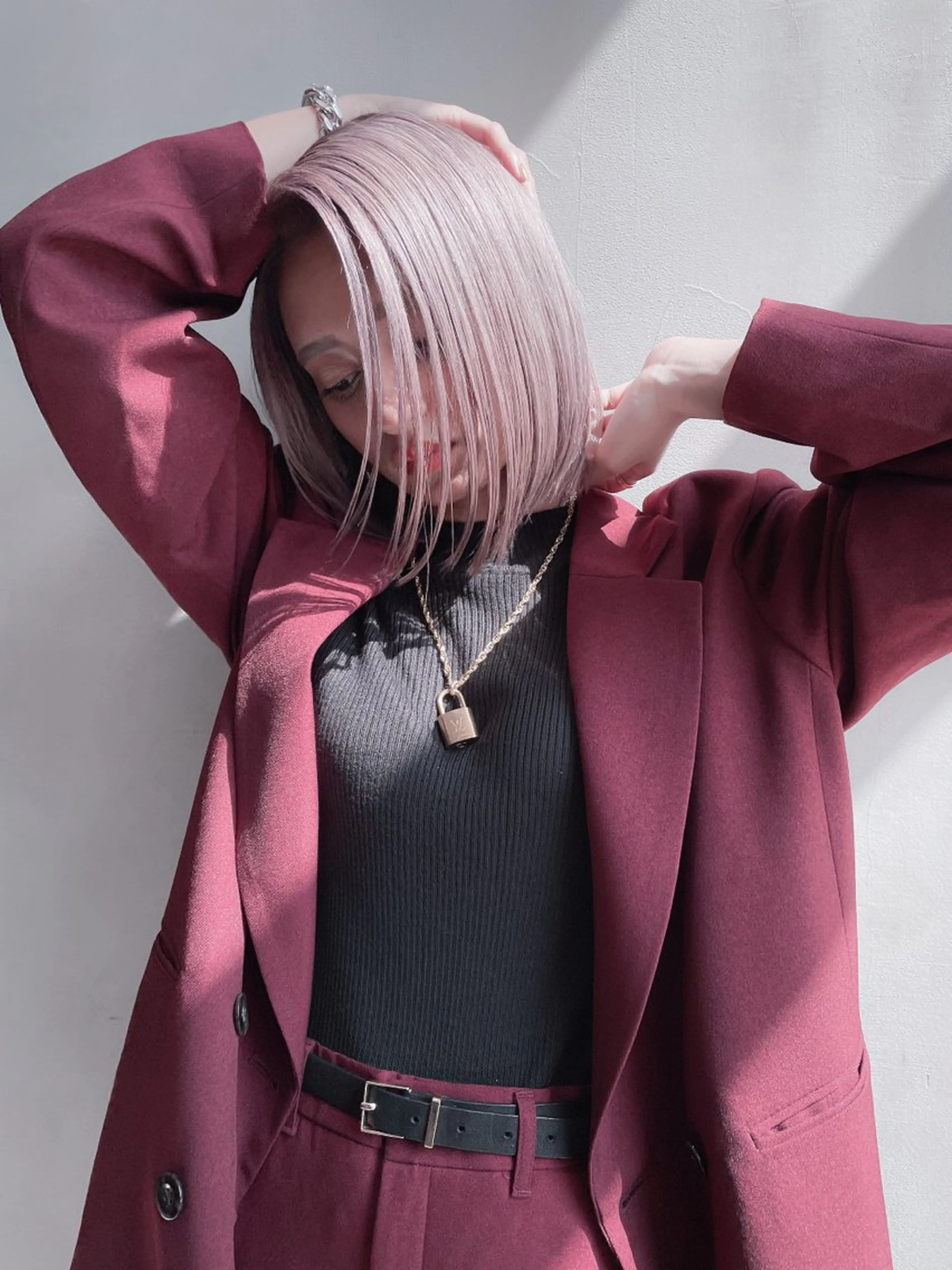 ショート カラー カット ヘアカラー トリートメント ヘアセット 💜ハイトーン💛 マジカルかいちゃんのヘアスタイル