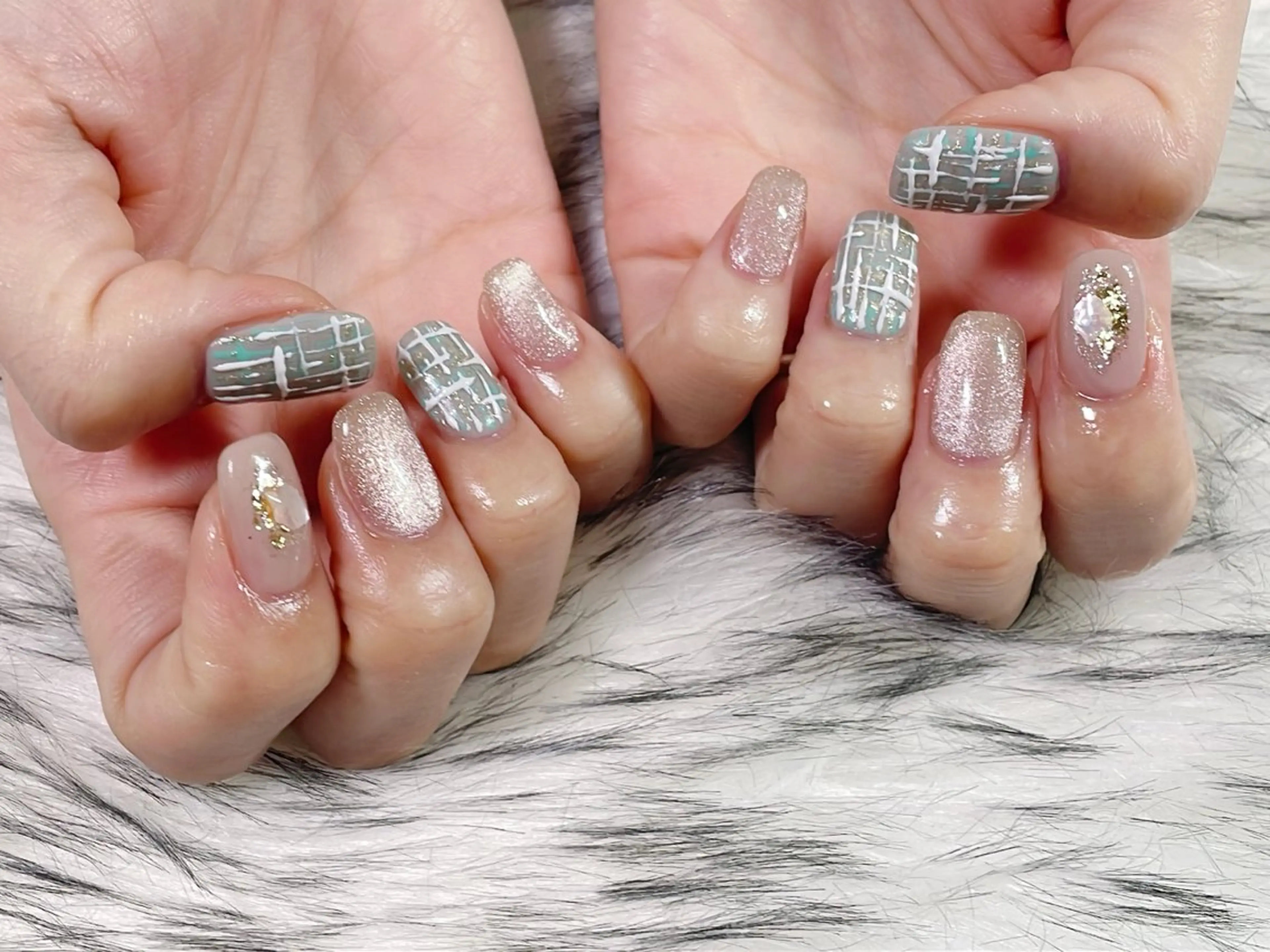 ネイル オーロラネイル フットネイル フレンチネイル ジェルネイル 韓国ネイル ハンドネイル kiki nail &brow二子玉川の眉毛・アイブロウイメージ