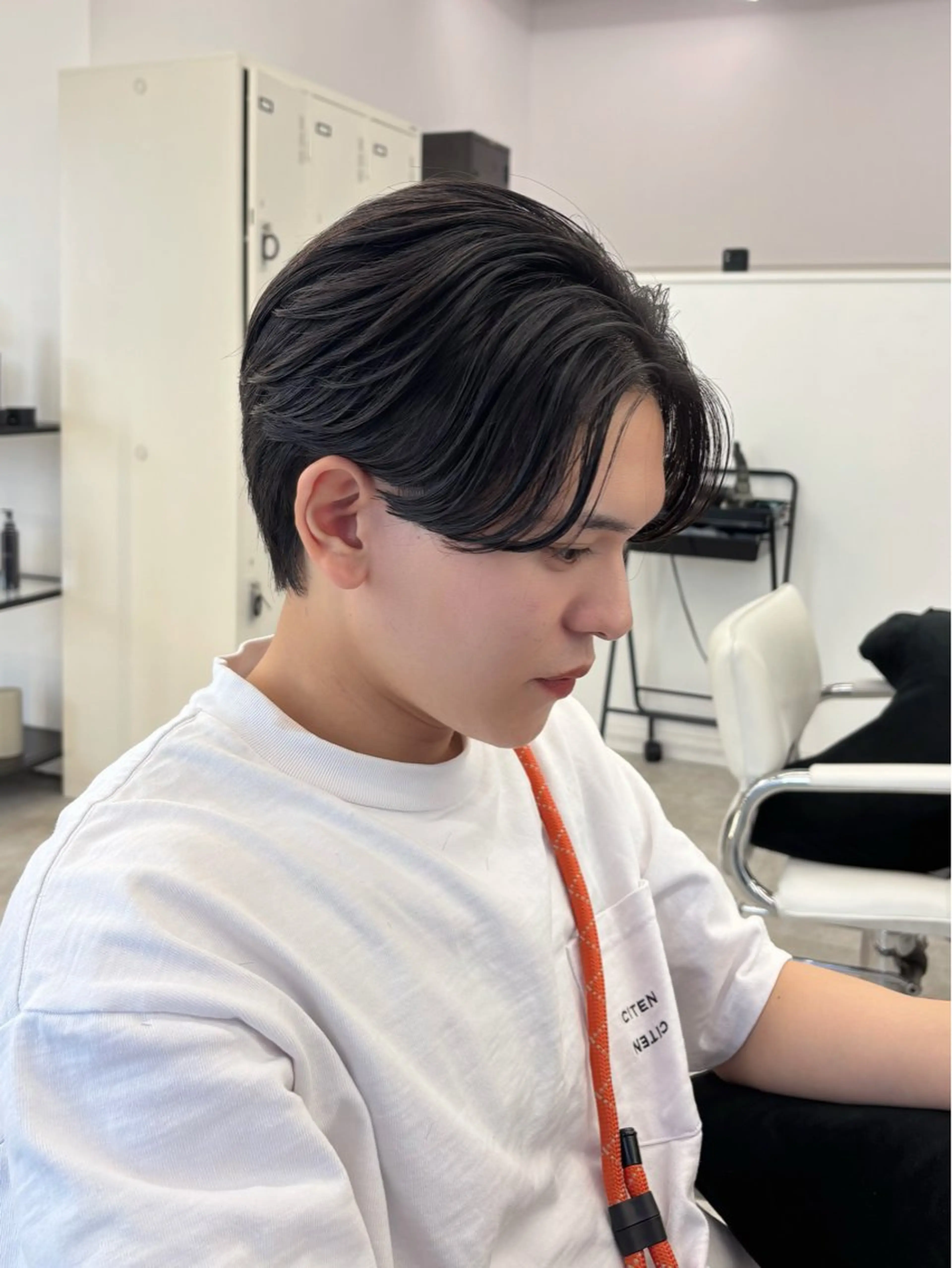 曲がる縮毛矯正＋カット【今話題くせ毛メンズ必見！真っ直ぐ過ぎない！毛流れ縮毛矯正】の写真