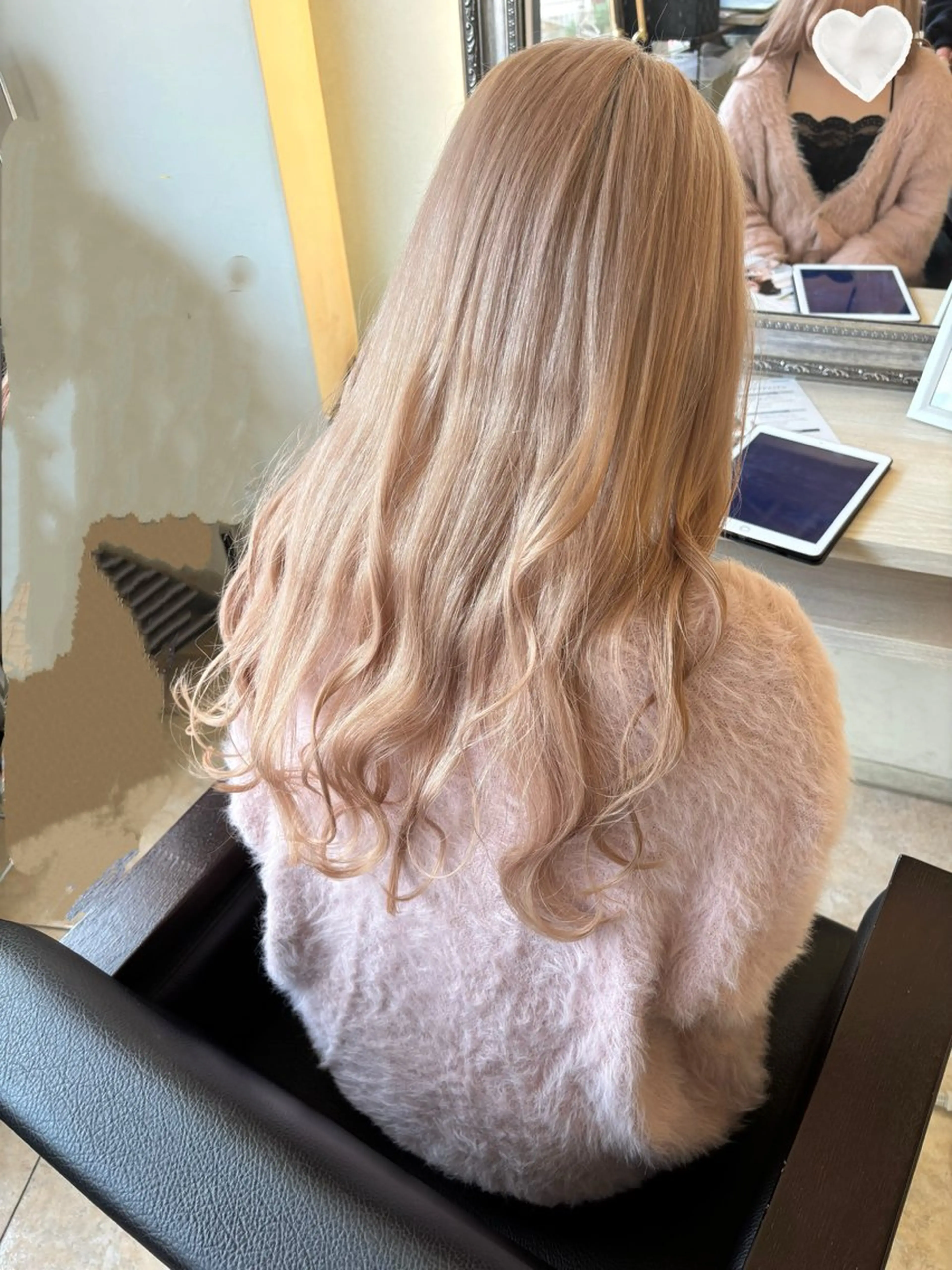 ロング 顔周りカット カット デザインカラー/ オダセイナのヘアスタイル