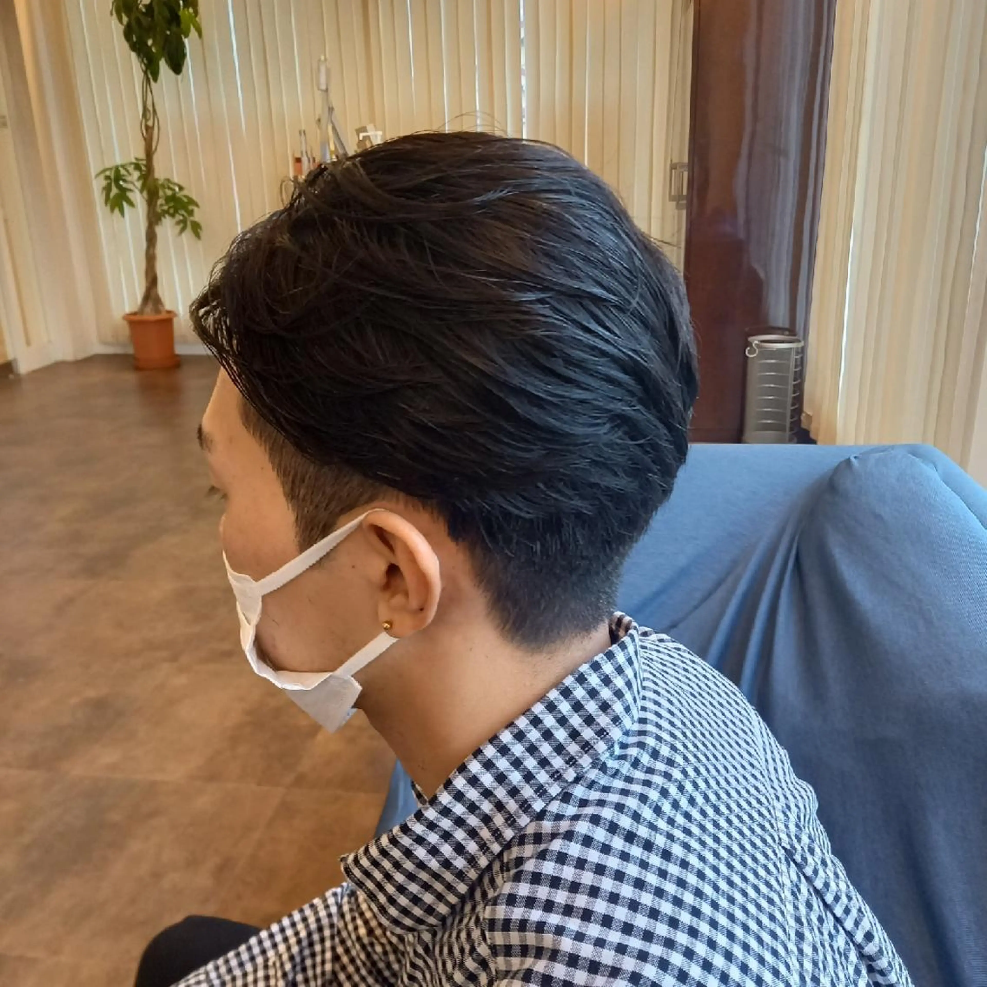 メンズ 飯田・髪質改善縮毛矯 正・カラー・パーマのヘアスタイル