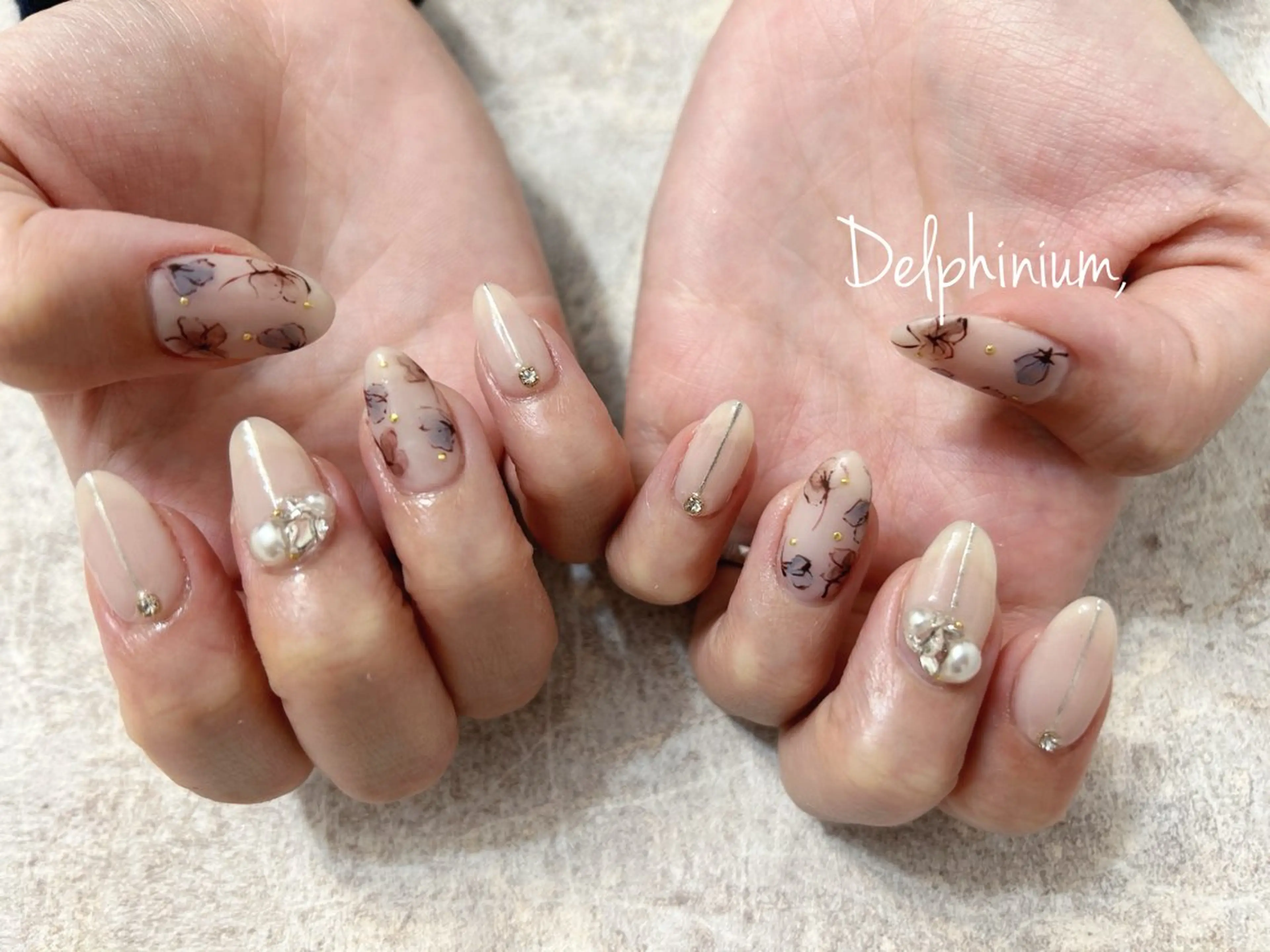 ネイル 春ネイル ハンドネイル 岡本 友恵のネイルデザイン