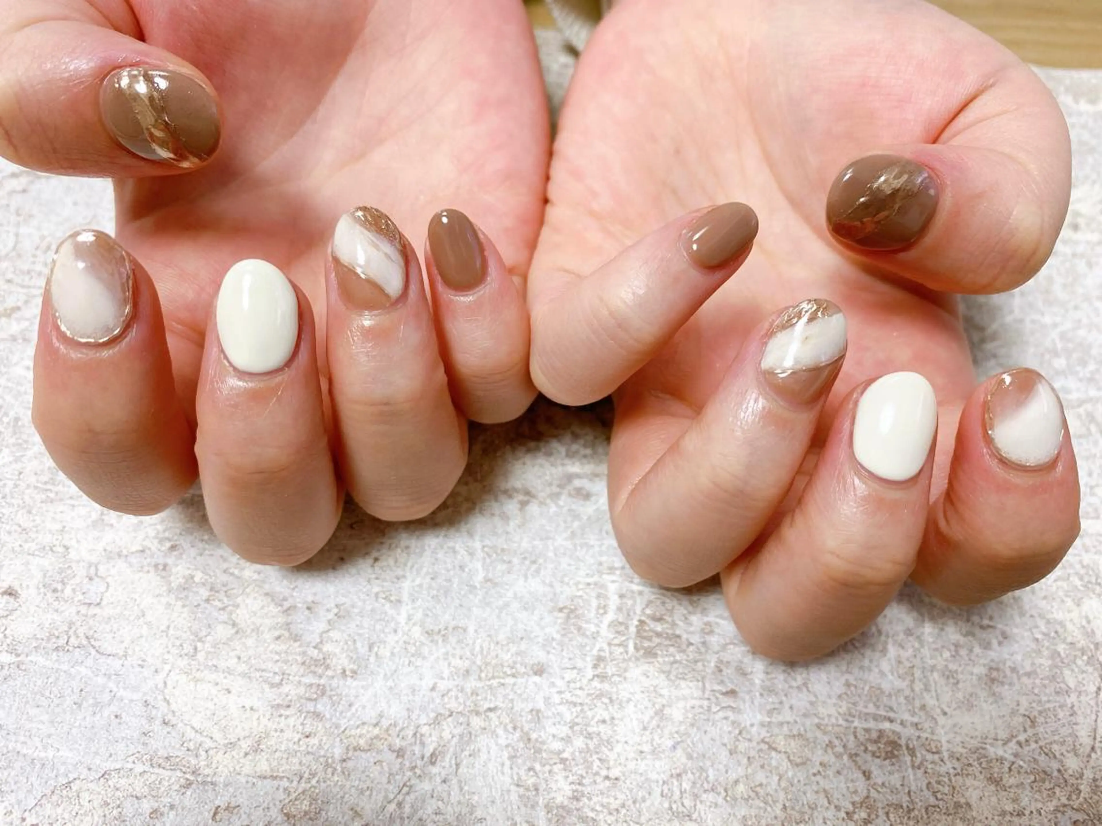 ネイル mogunail &blowのネイルデザイン