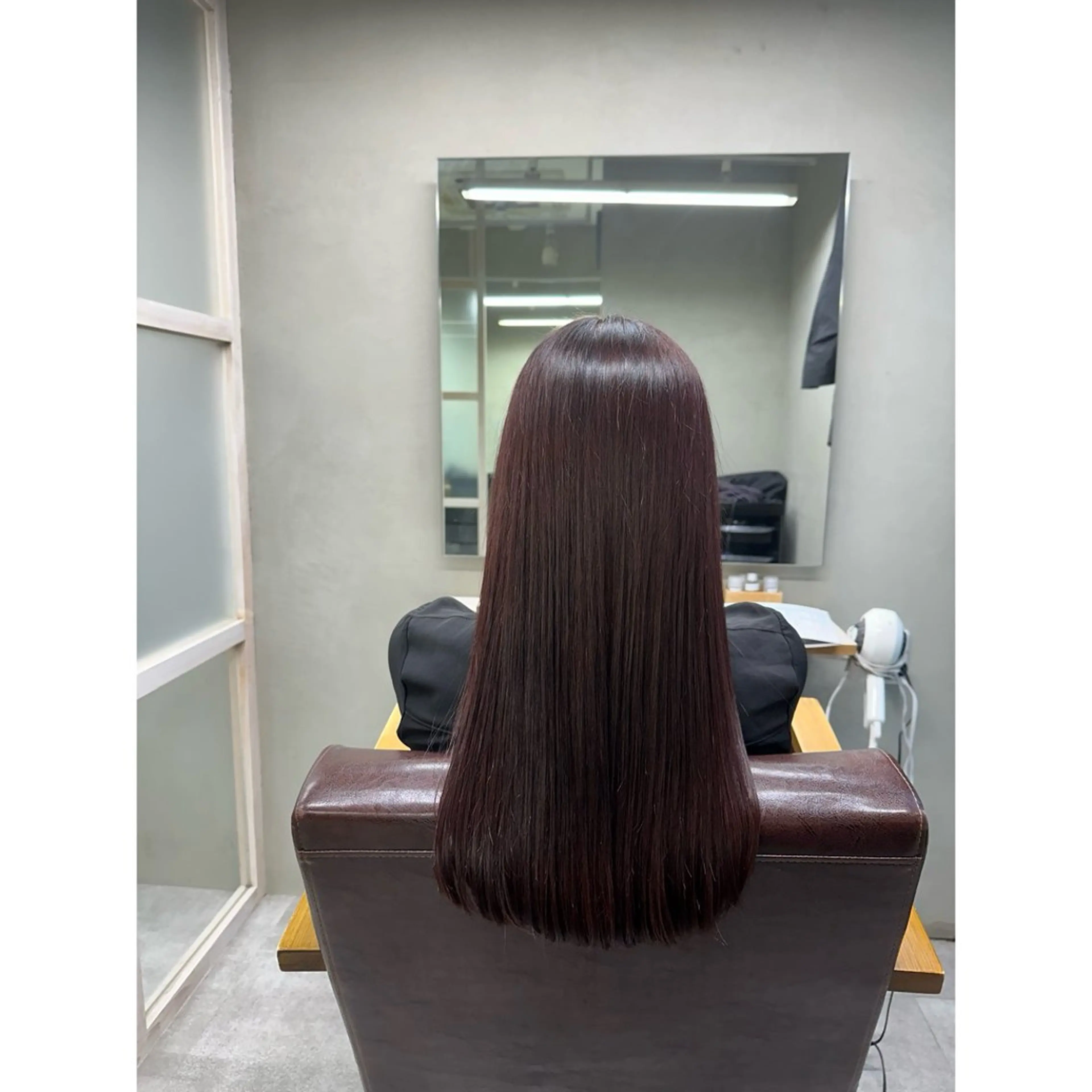 ロング カラー カット ヘアカラー トリートメント ｔｏｃｃａ /ｅｒｉのヘアスタイル