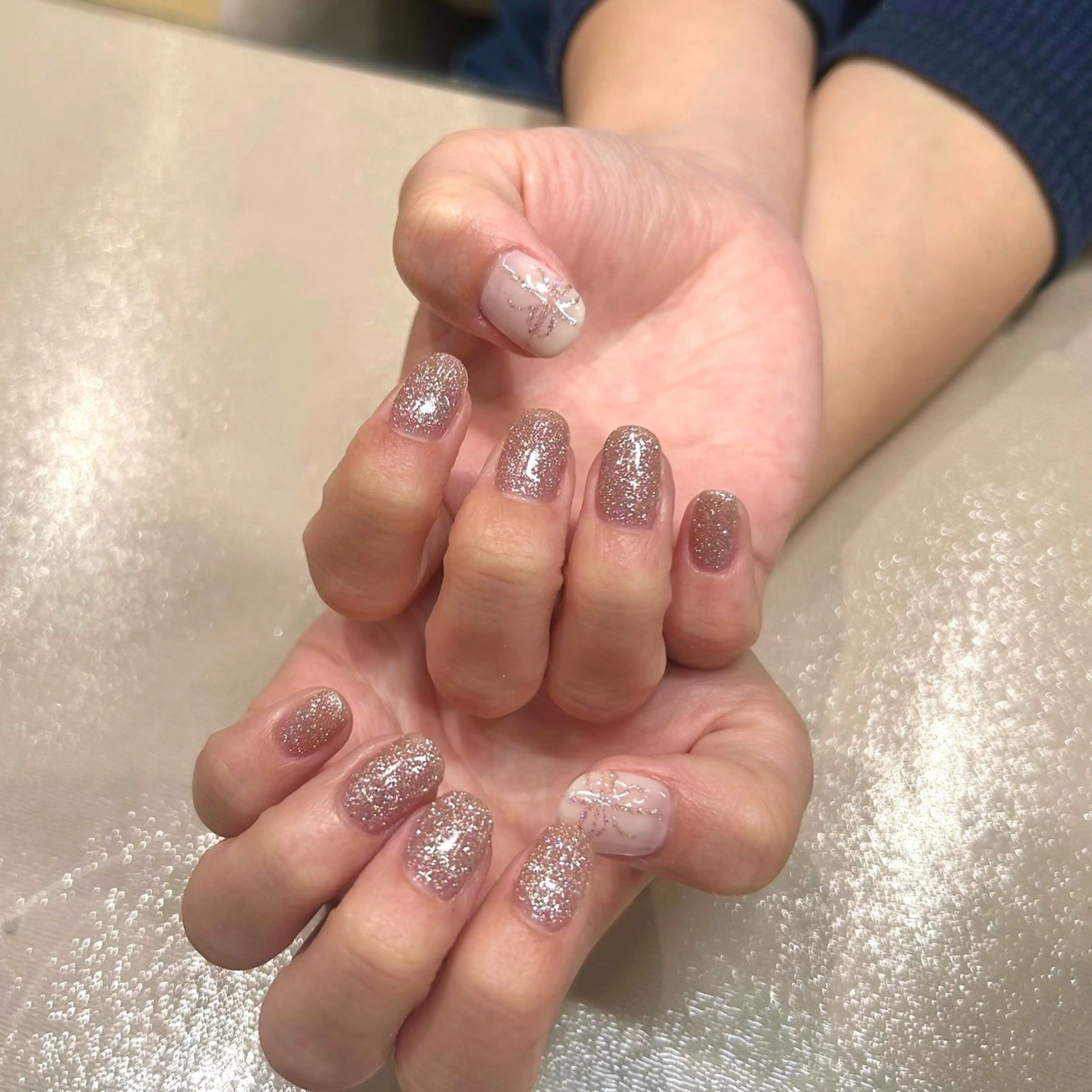 ネイル アートネイル リボン シンプルネイル n. fujiwara*のネイルデザイン