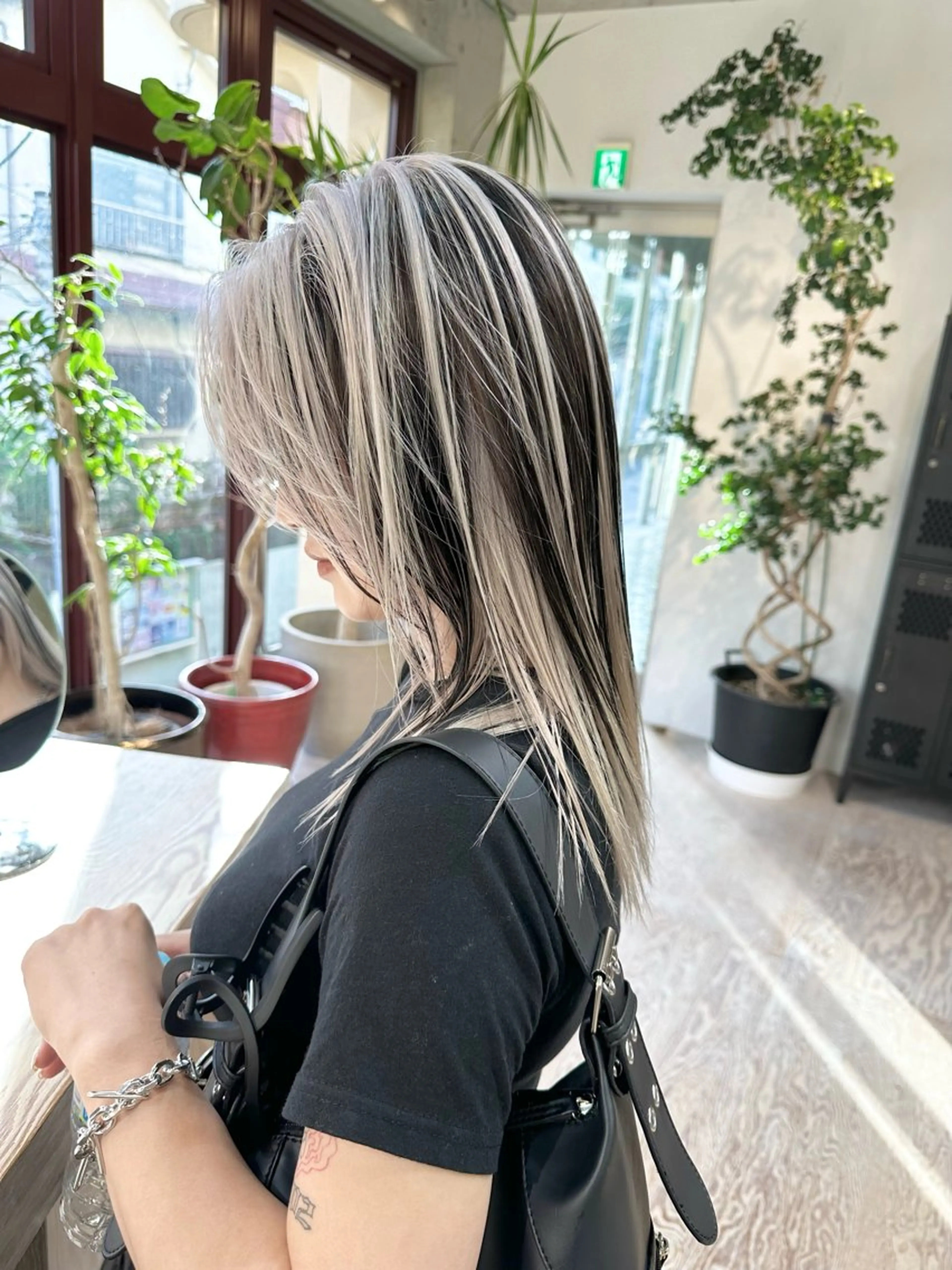 ミディアム カラー ヘアカラー トリートメント ヘッドスパ ヘアセット kai .のヘアスタイル