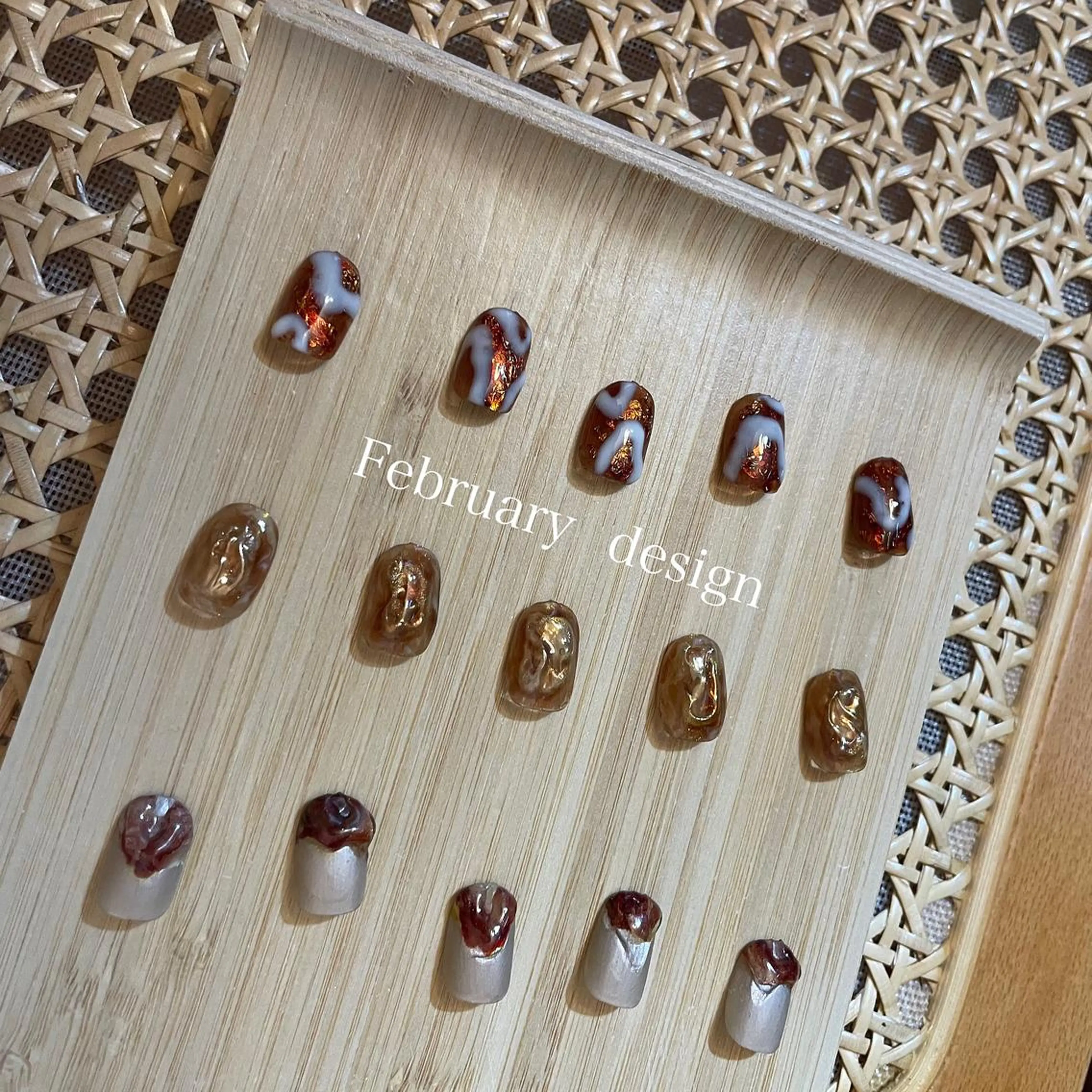 ネイル mio _POHEURのネイルデザイン