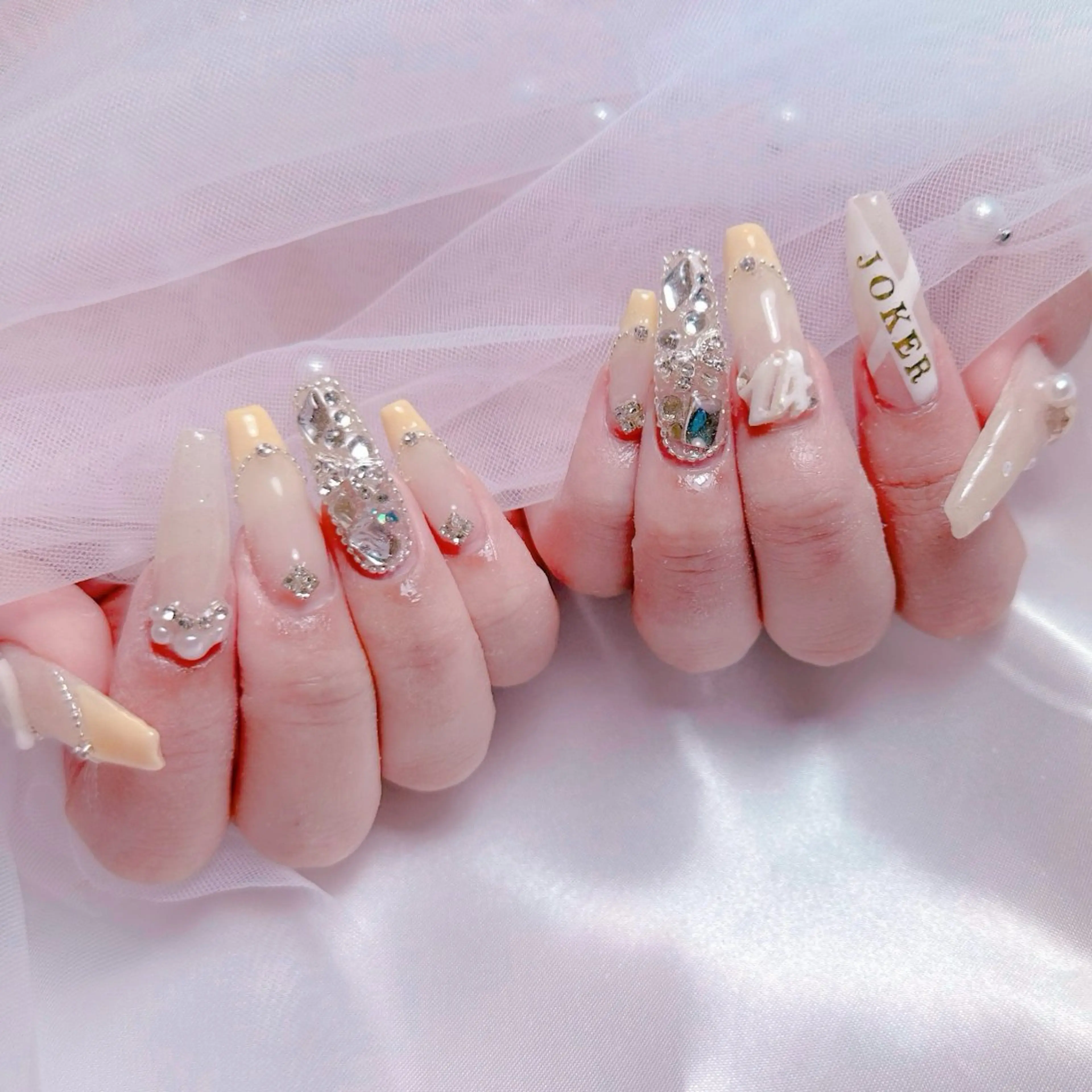 ネイル ハンドネイル Mari 🎀のネイルデザイン