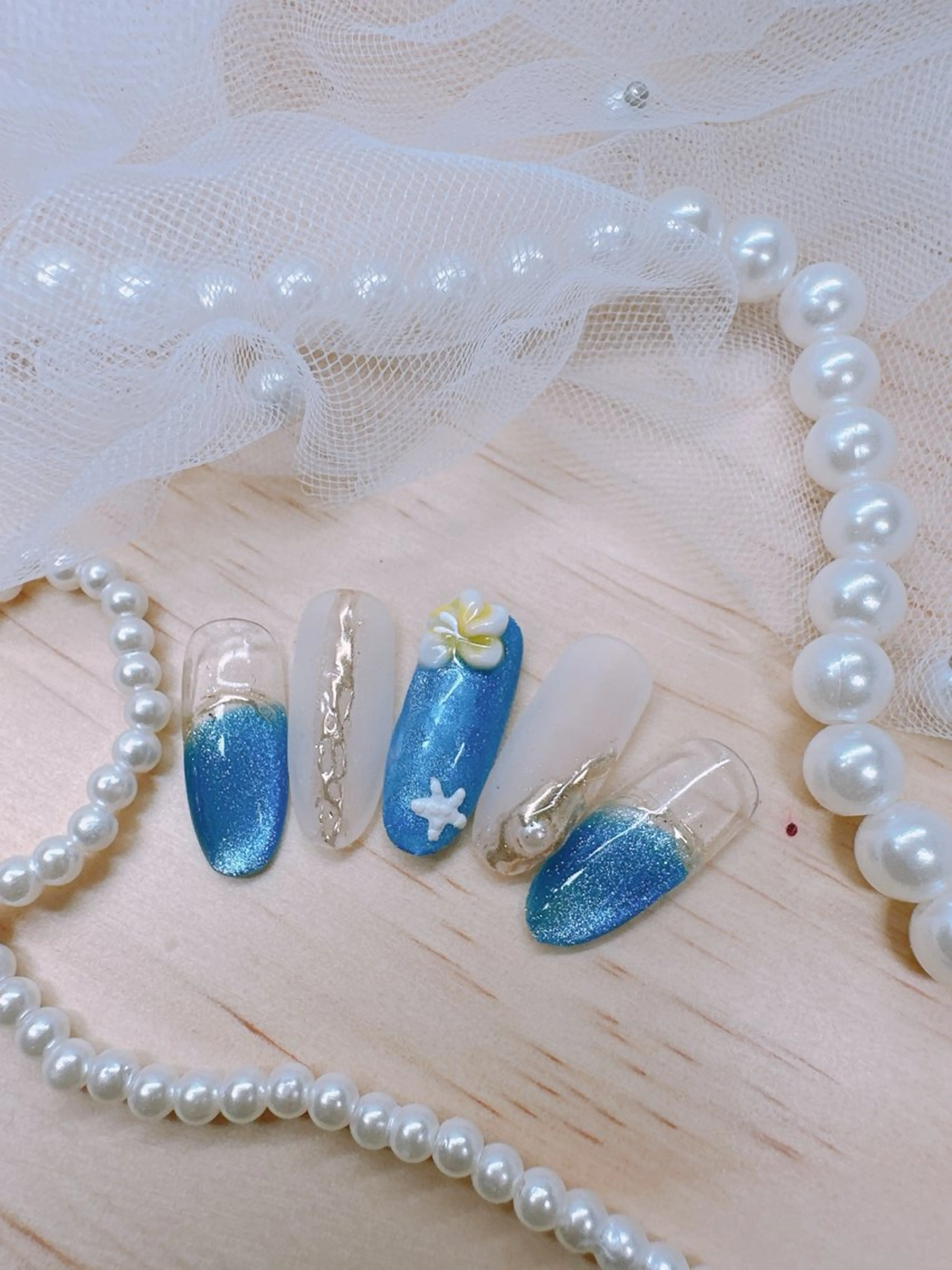 ネイル 高島 夏海のネイルデザイン