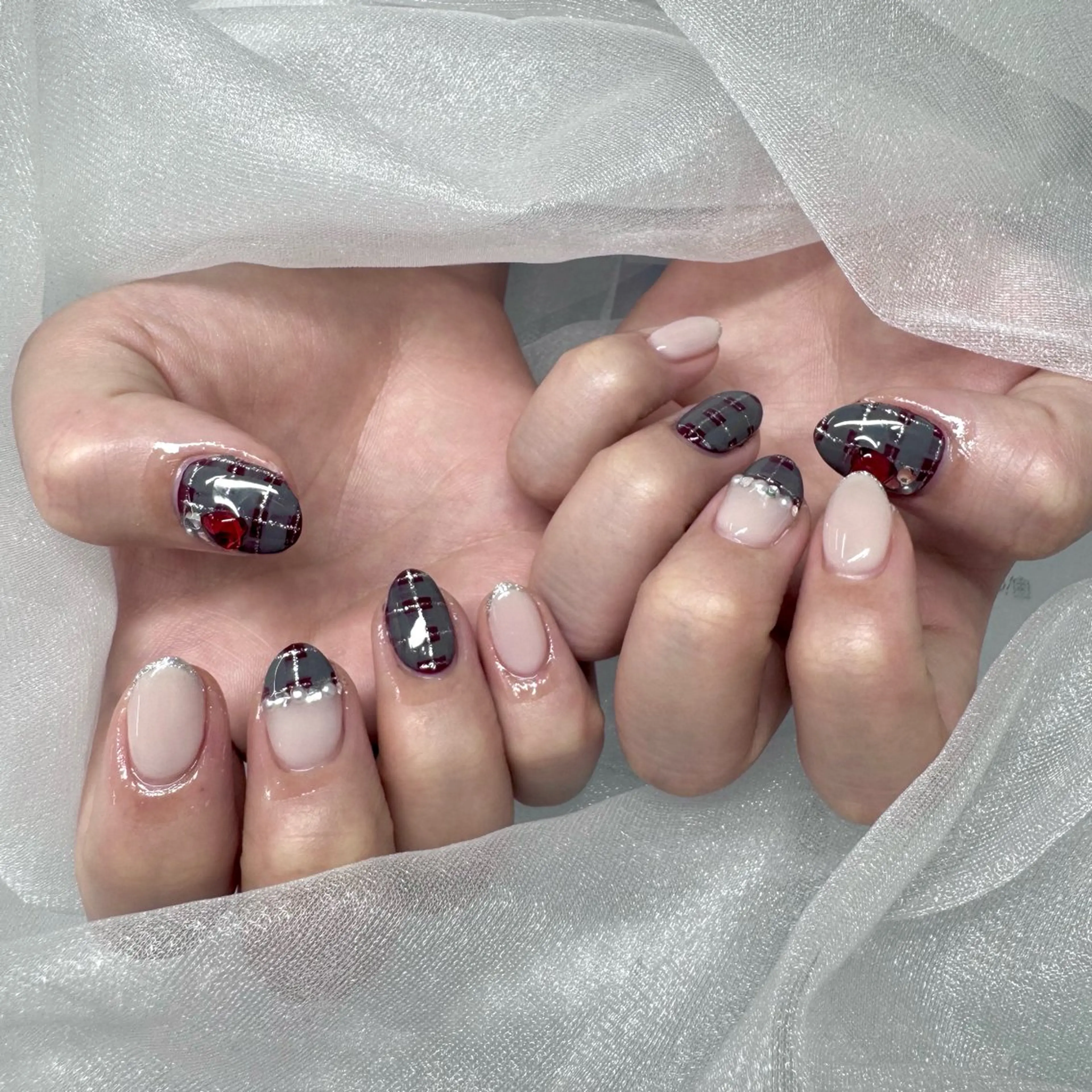 ネイル 山岸 夏菜のネイルデザイン