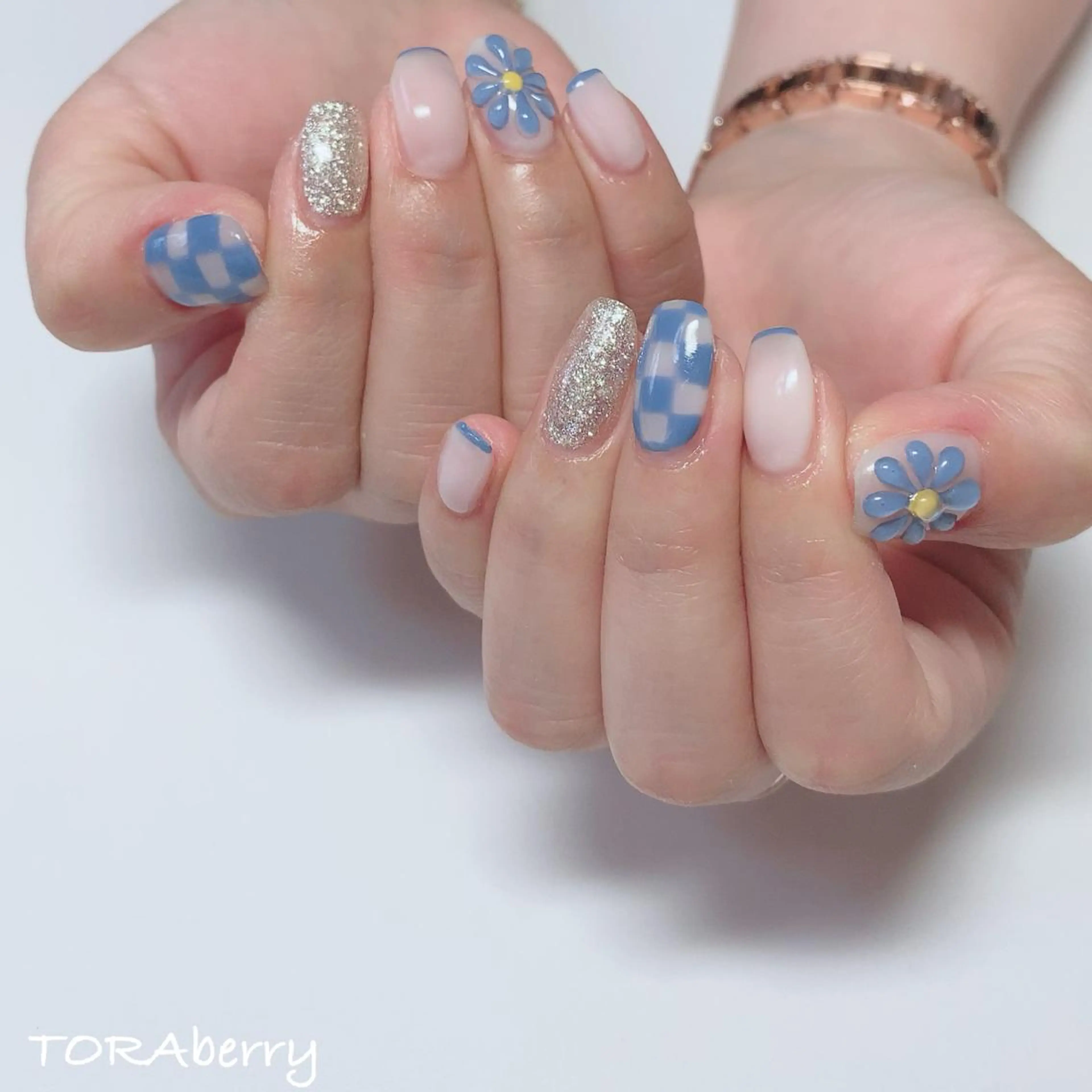 ネイル ネイリスト なつみのネイルデザイン