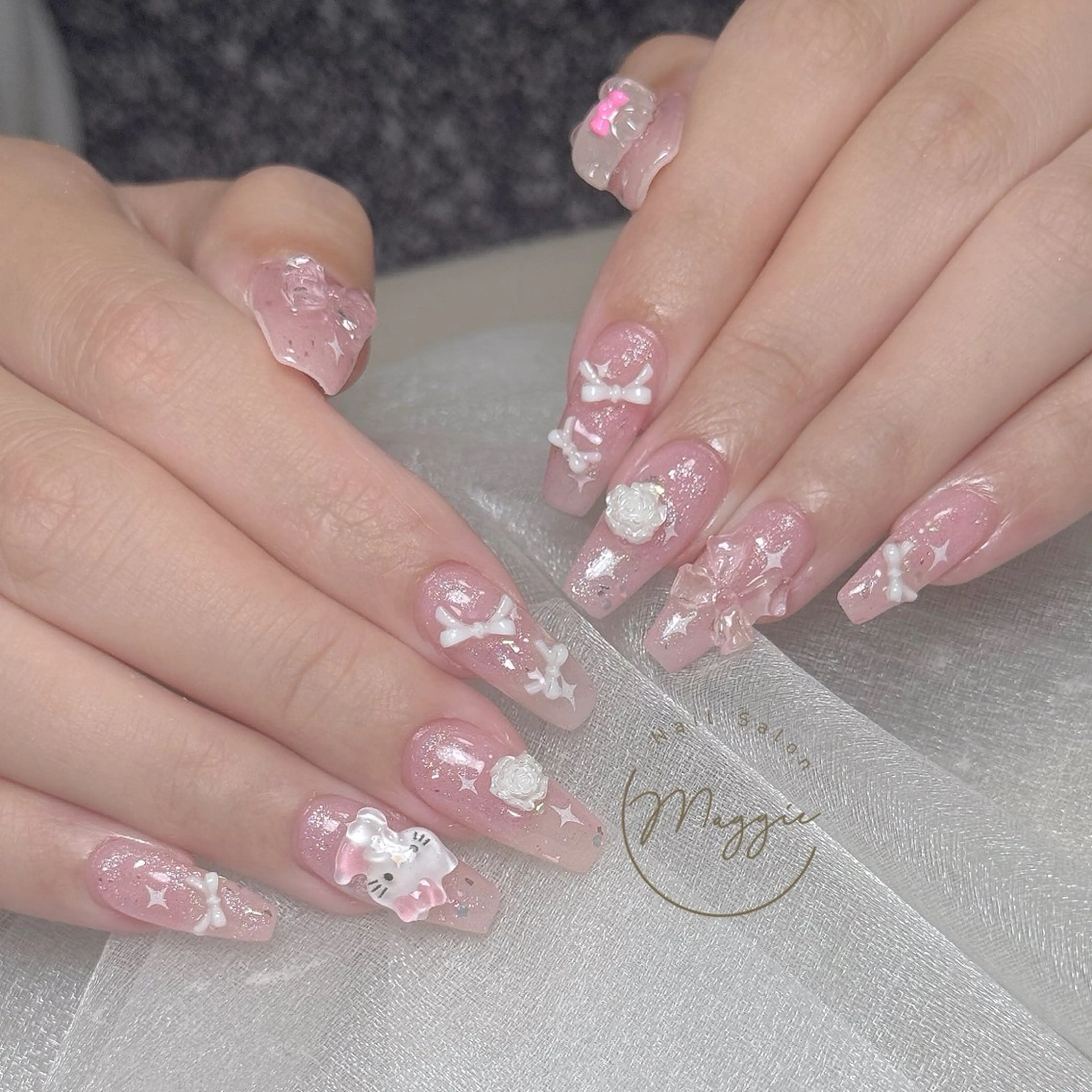 ネイル Maggie Nail🦩のネイルデザイン