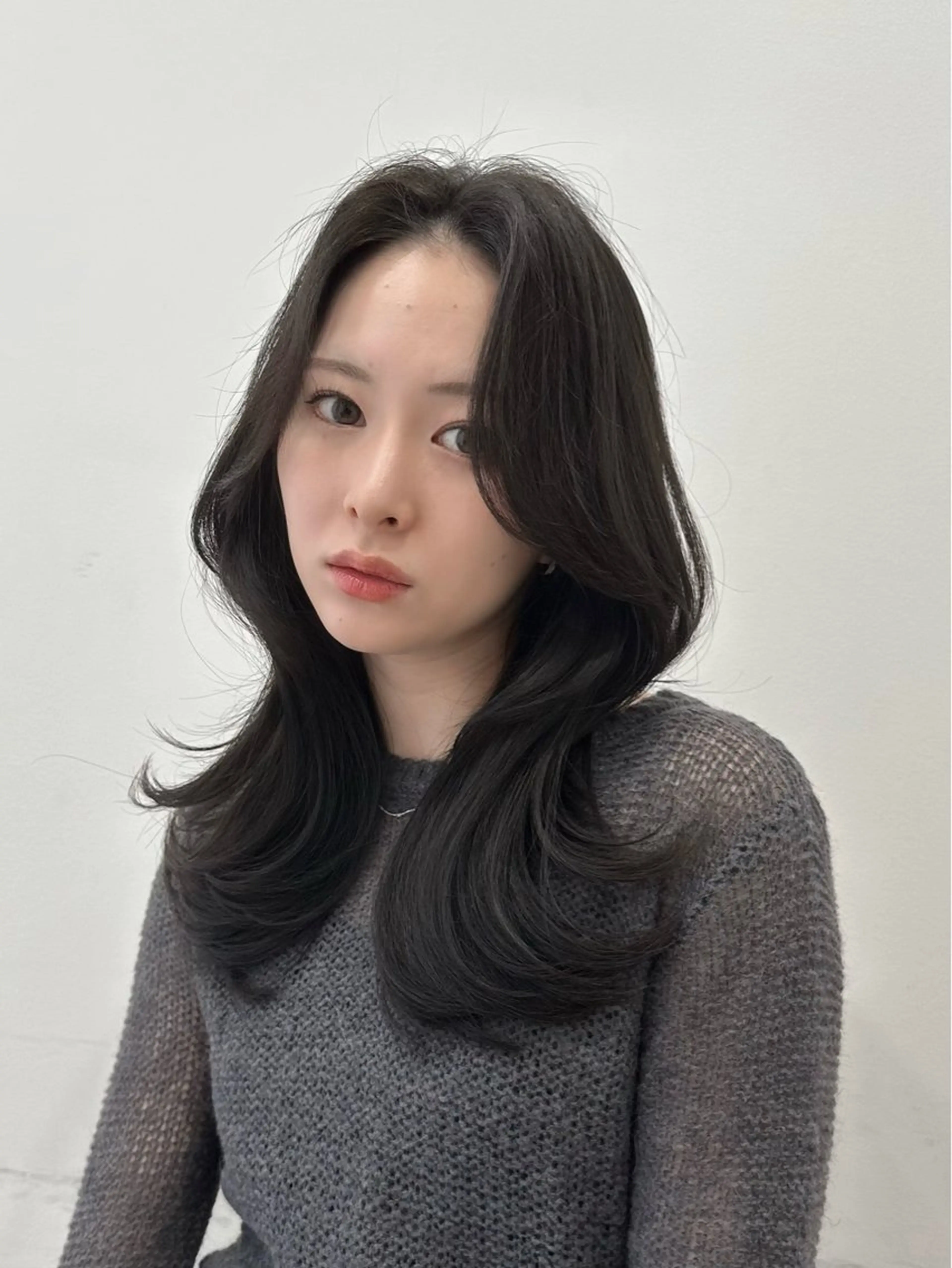 ミディアム カラー レイヤーカット 似合わせカット レイヤー/顔周り /透明感🩶高橋大のヘアスタイル