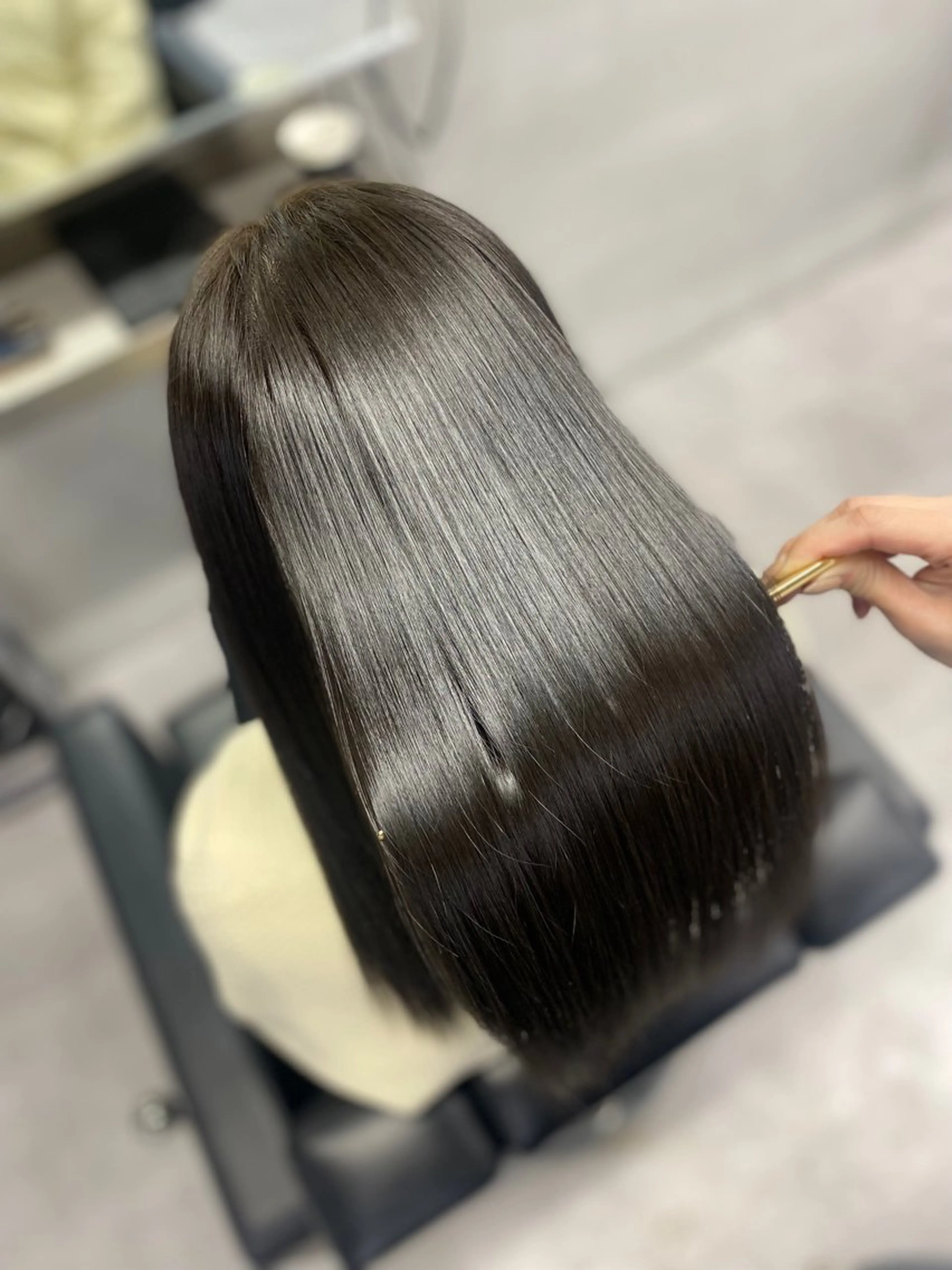 セミロング 髪質改善 カット ヘアカラー トリートメント 艶髪/縮毛矯正 🫧辻野海羽のヘアスタイル