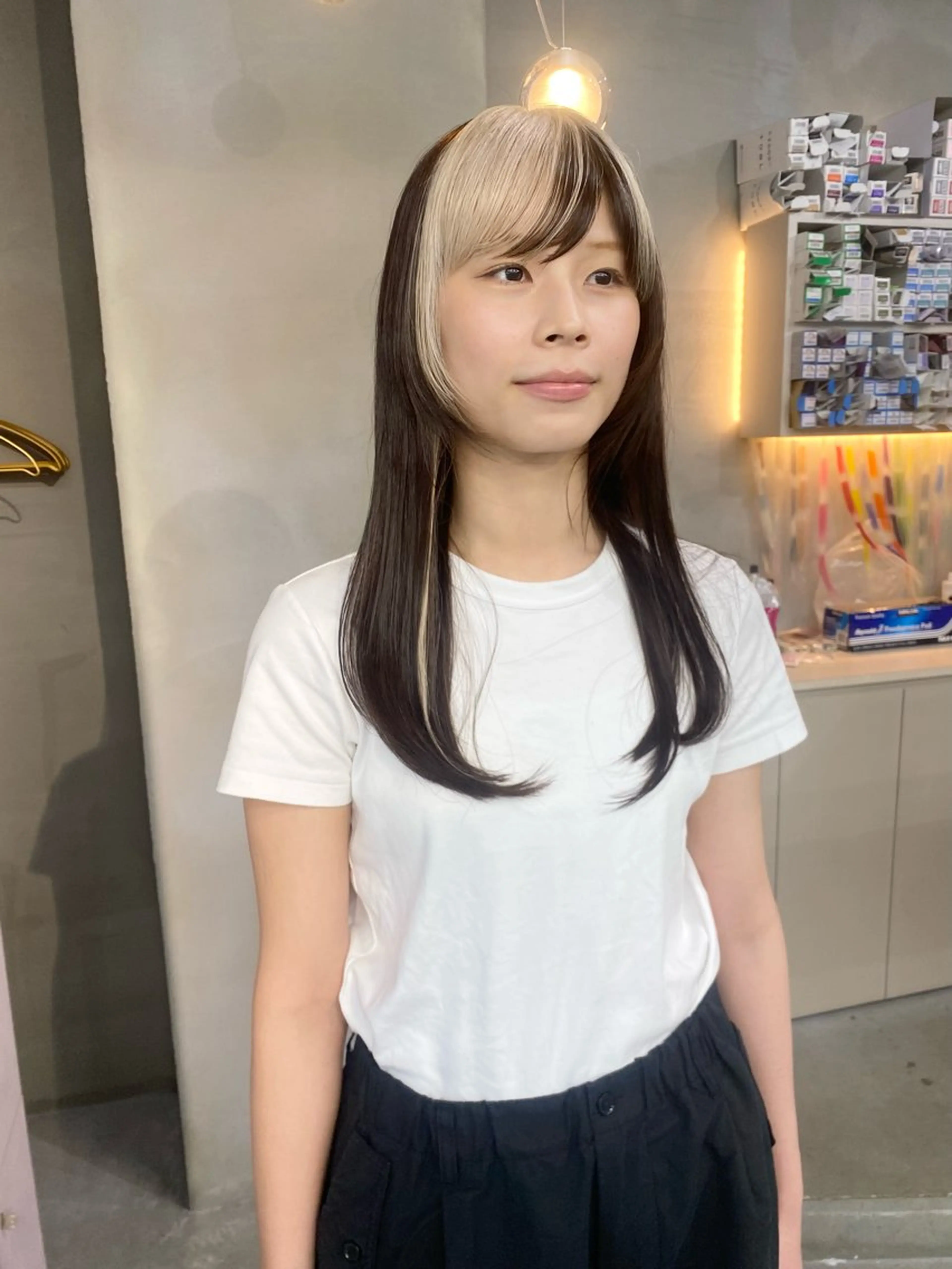 セミロング カラー ヘアカラー 前橋 姫奈のヘアスタイル