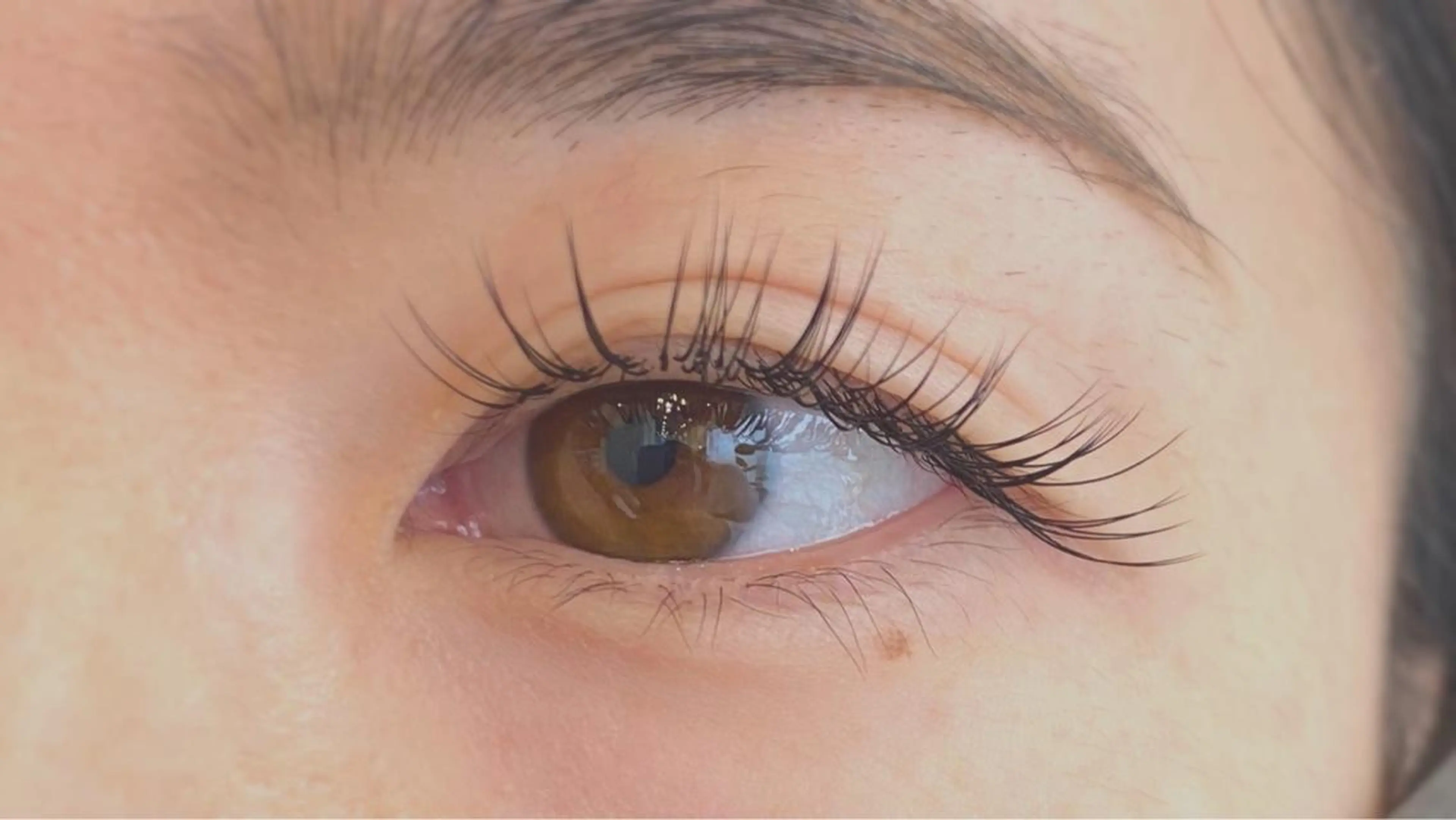 マツエク・マツパ 🌼大西洋子 laughl🌼のネイルデザイン