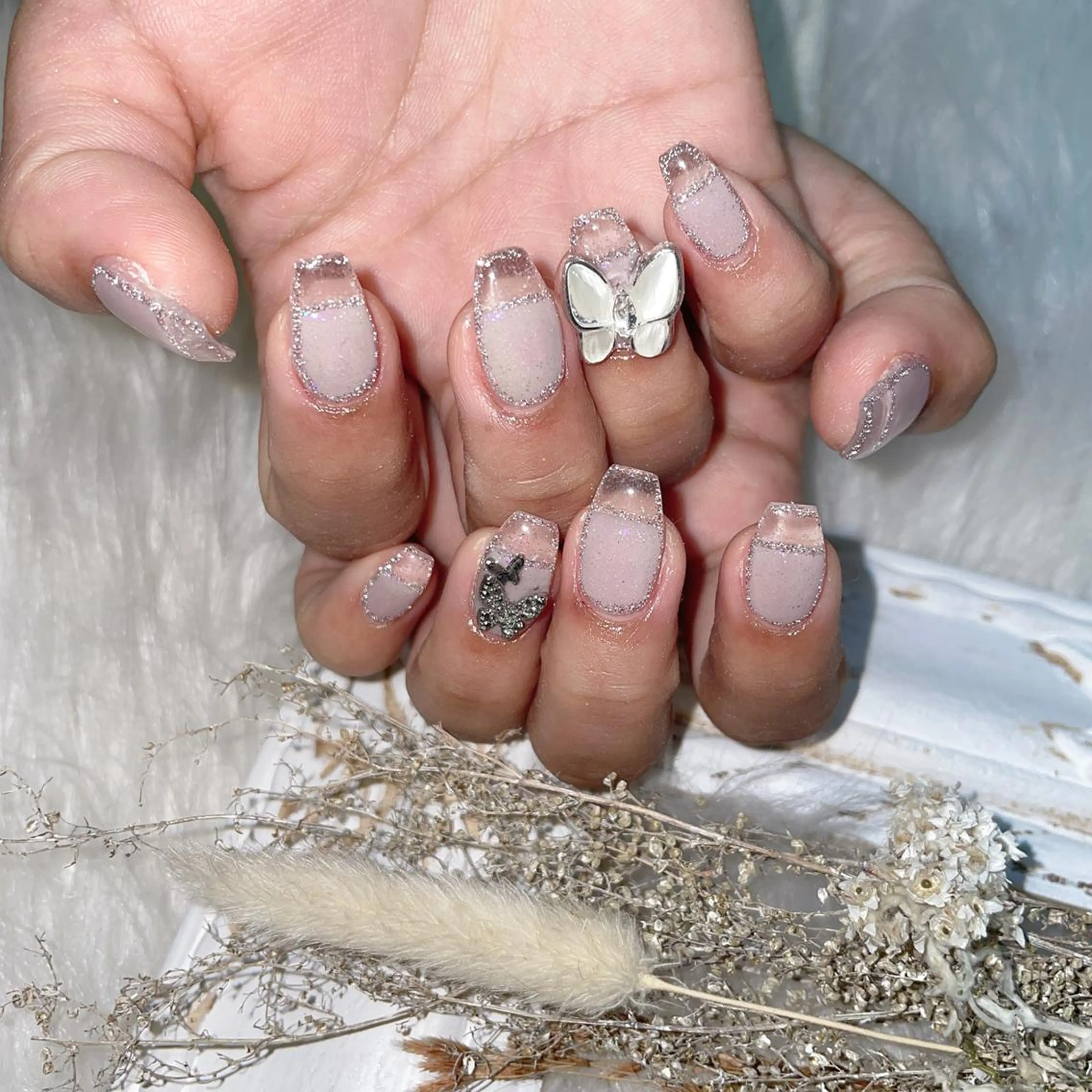 ネイル 🦋ネイルサロン ブラン🌈ゆりのネイルデザイン