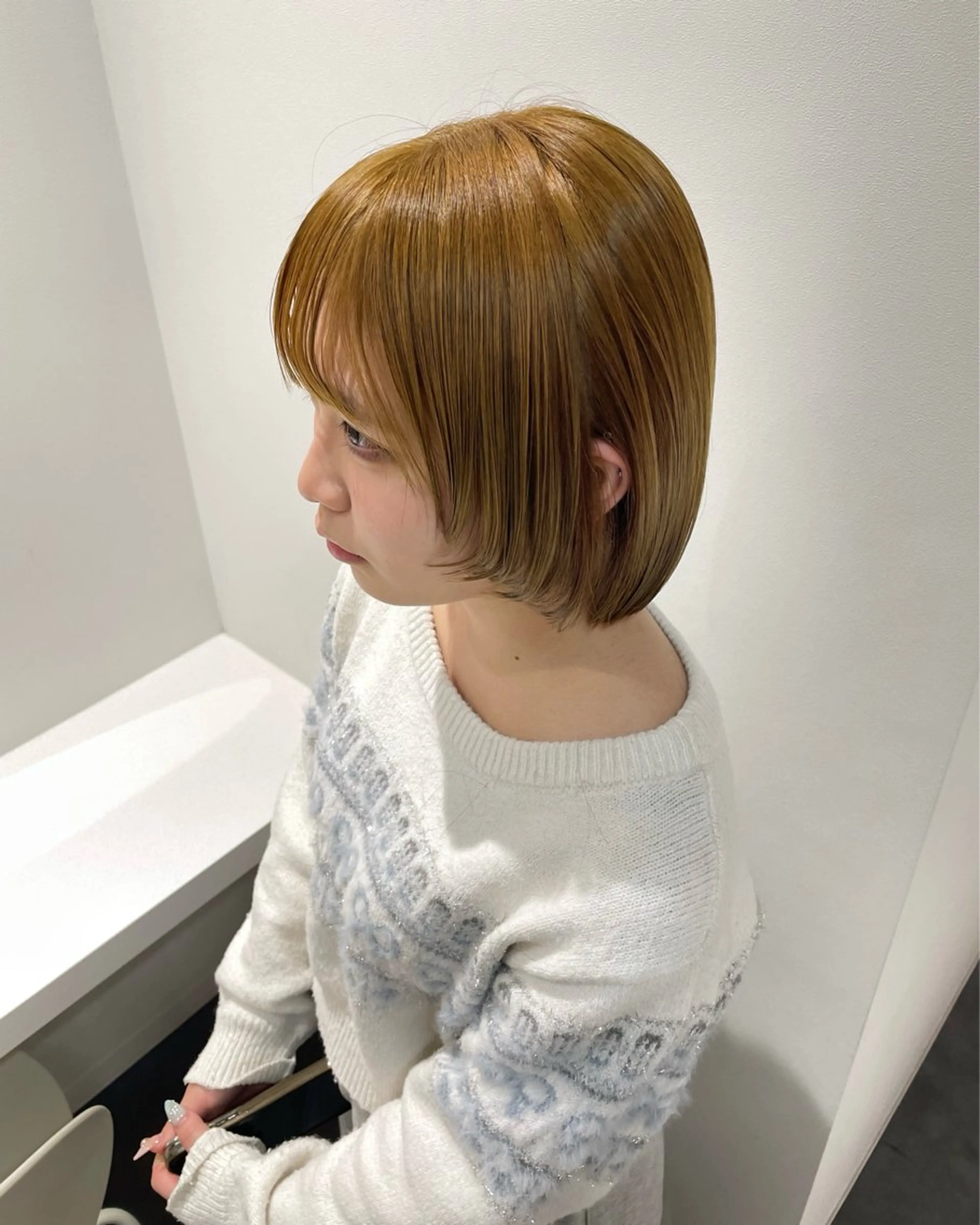 ショート カラー 佐野 えり奈のヘアスタイル